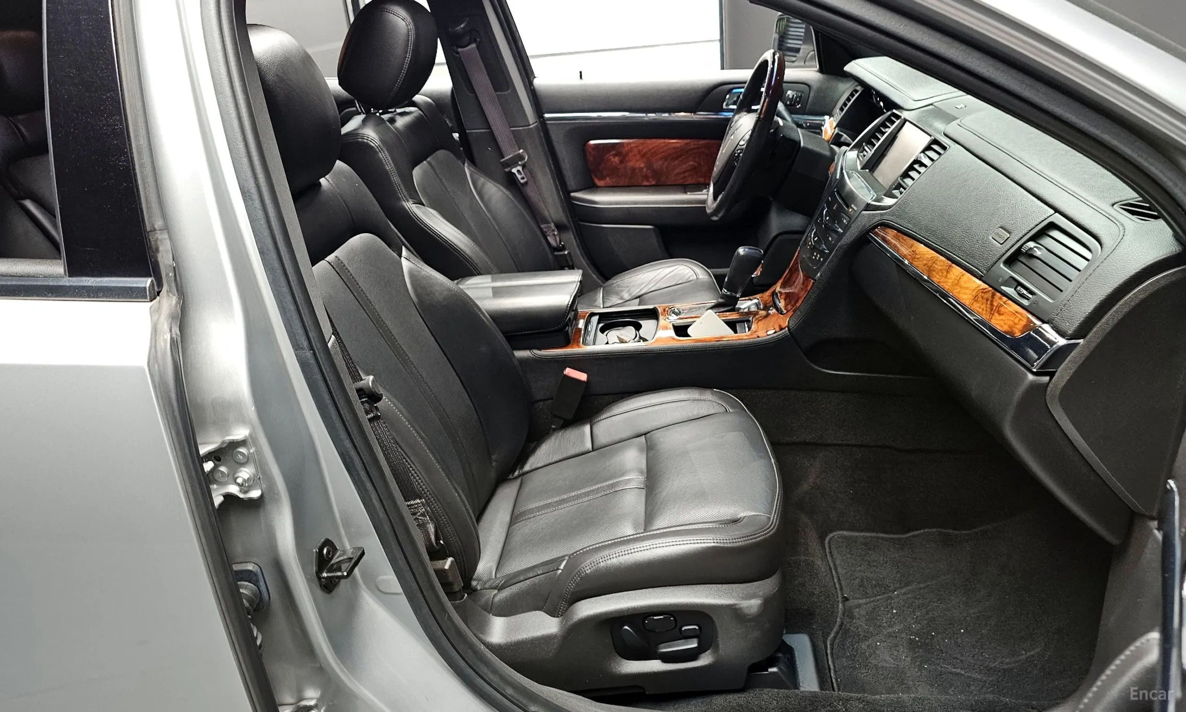 Lincoln New MKS превью 10