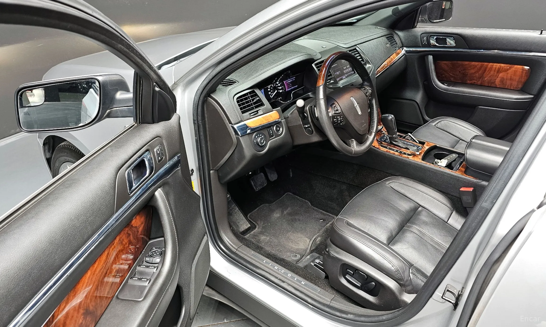 Lincoln New MKS превью 12