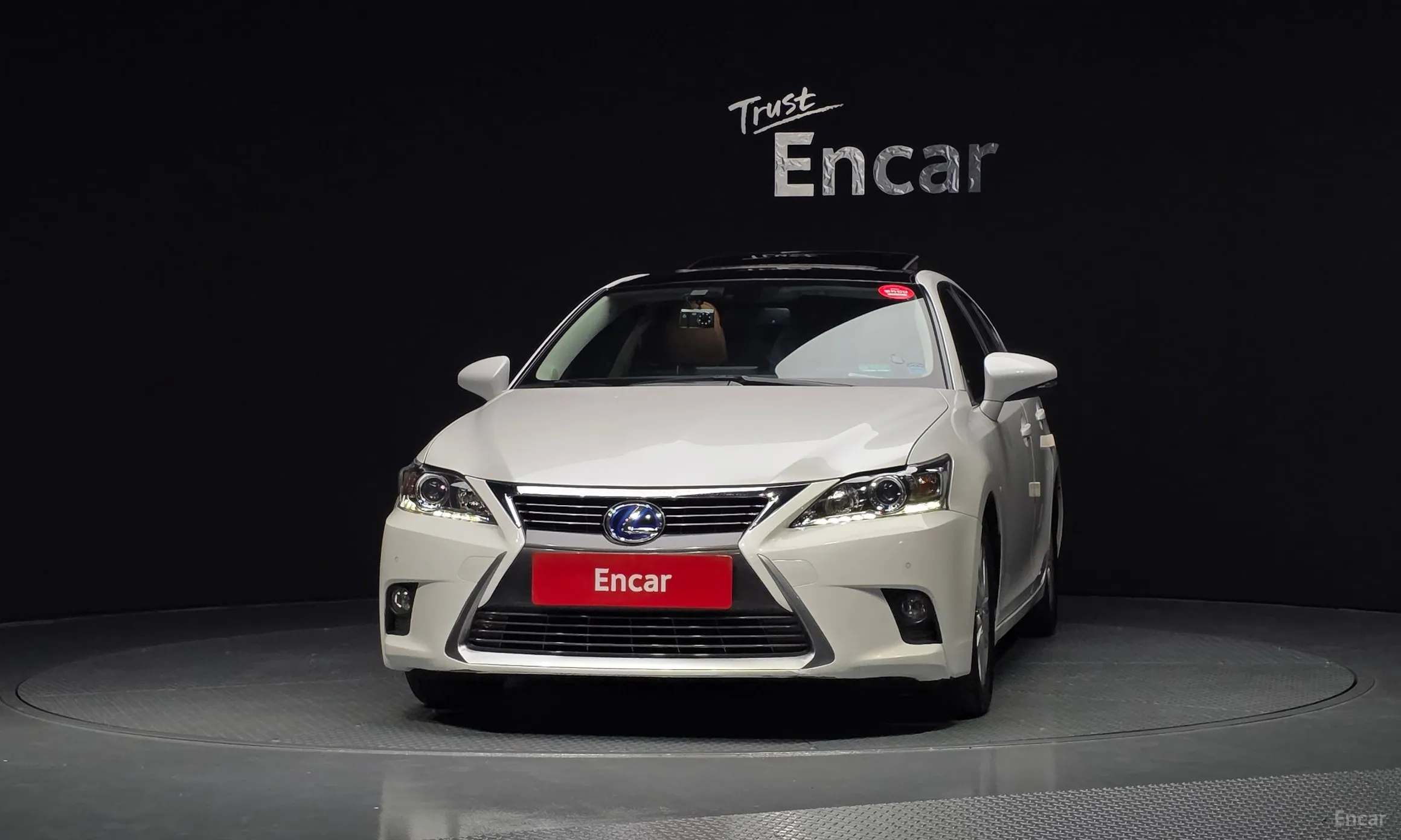 Lexus CT200h превью 3