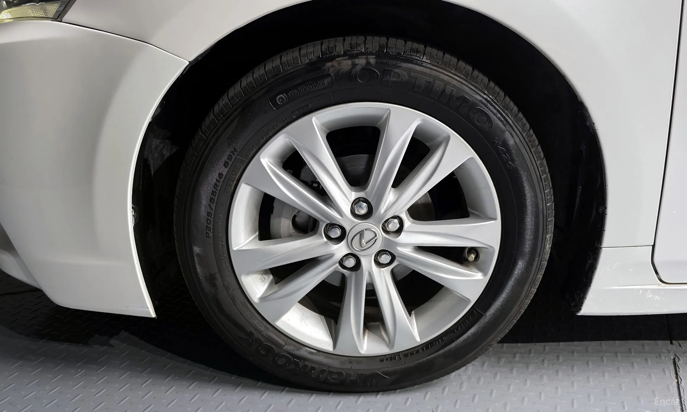 Lexus CT200h превью 5