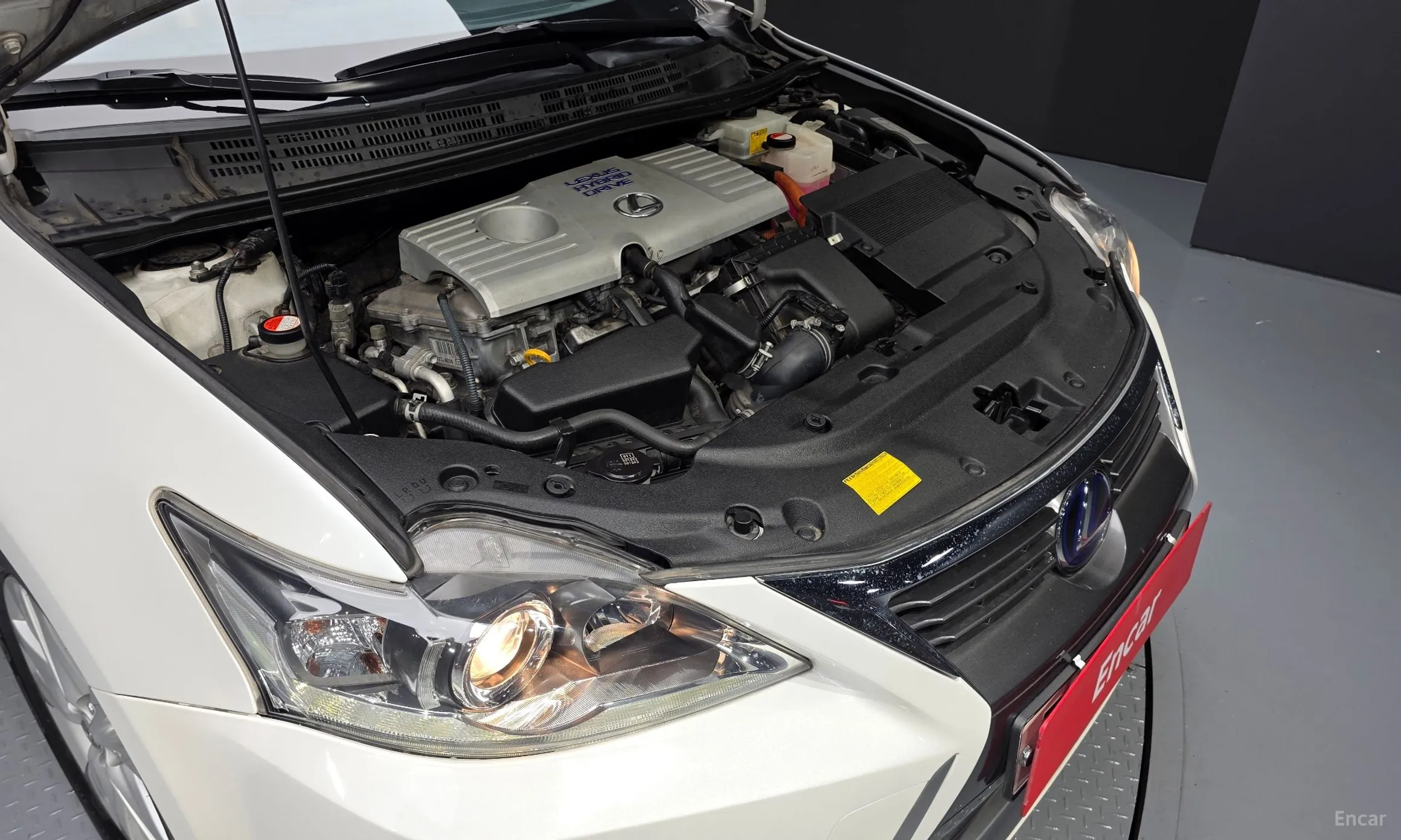 Lexus CT200h превью 6
