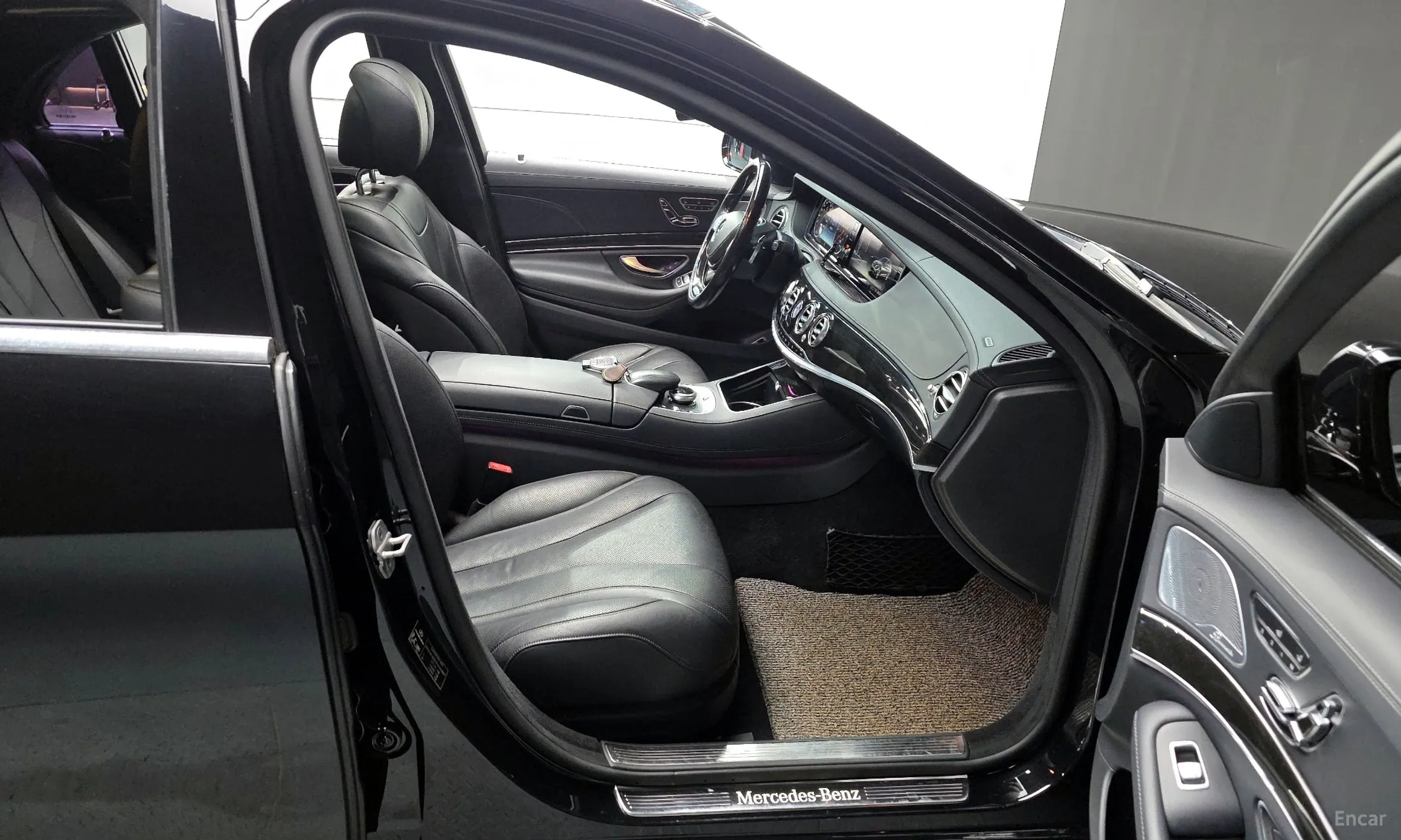 Mercedes Benz S-Class W222 превью 11