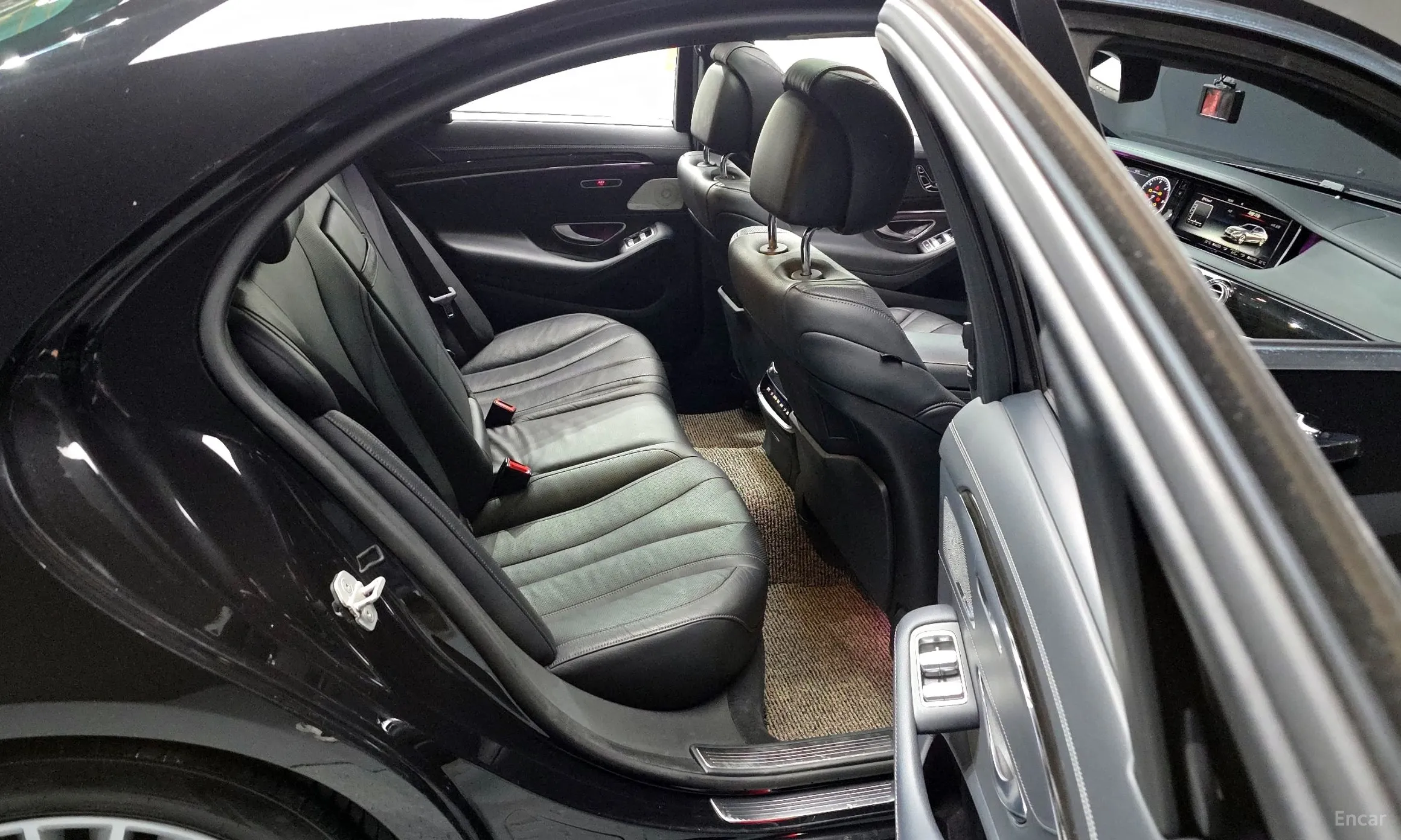 Mercedes Benz S-Class W222 превью 12