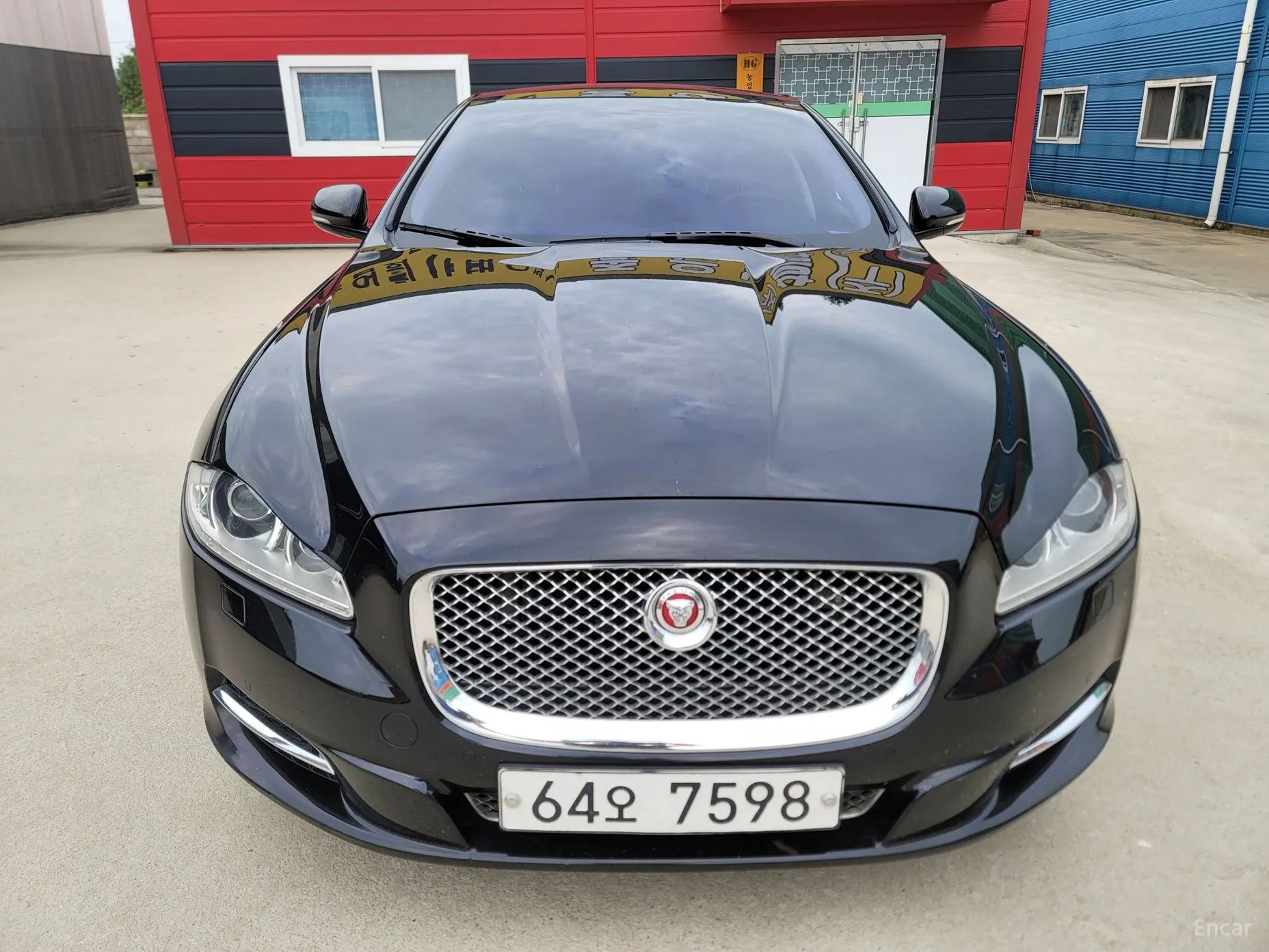 Jaguar All New XJ превью 8