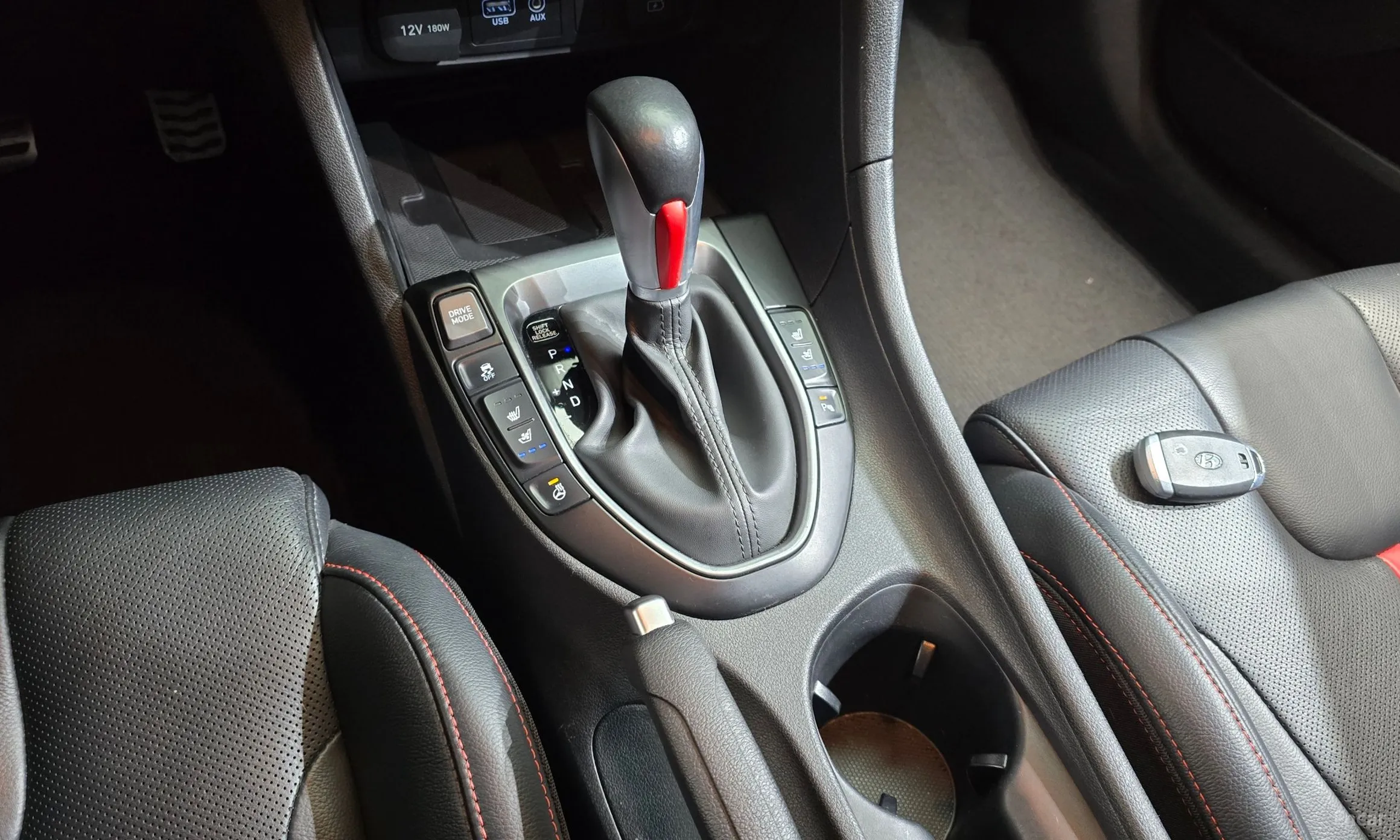 Hyundai Veloster (JS) превью 9