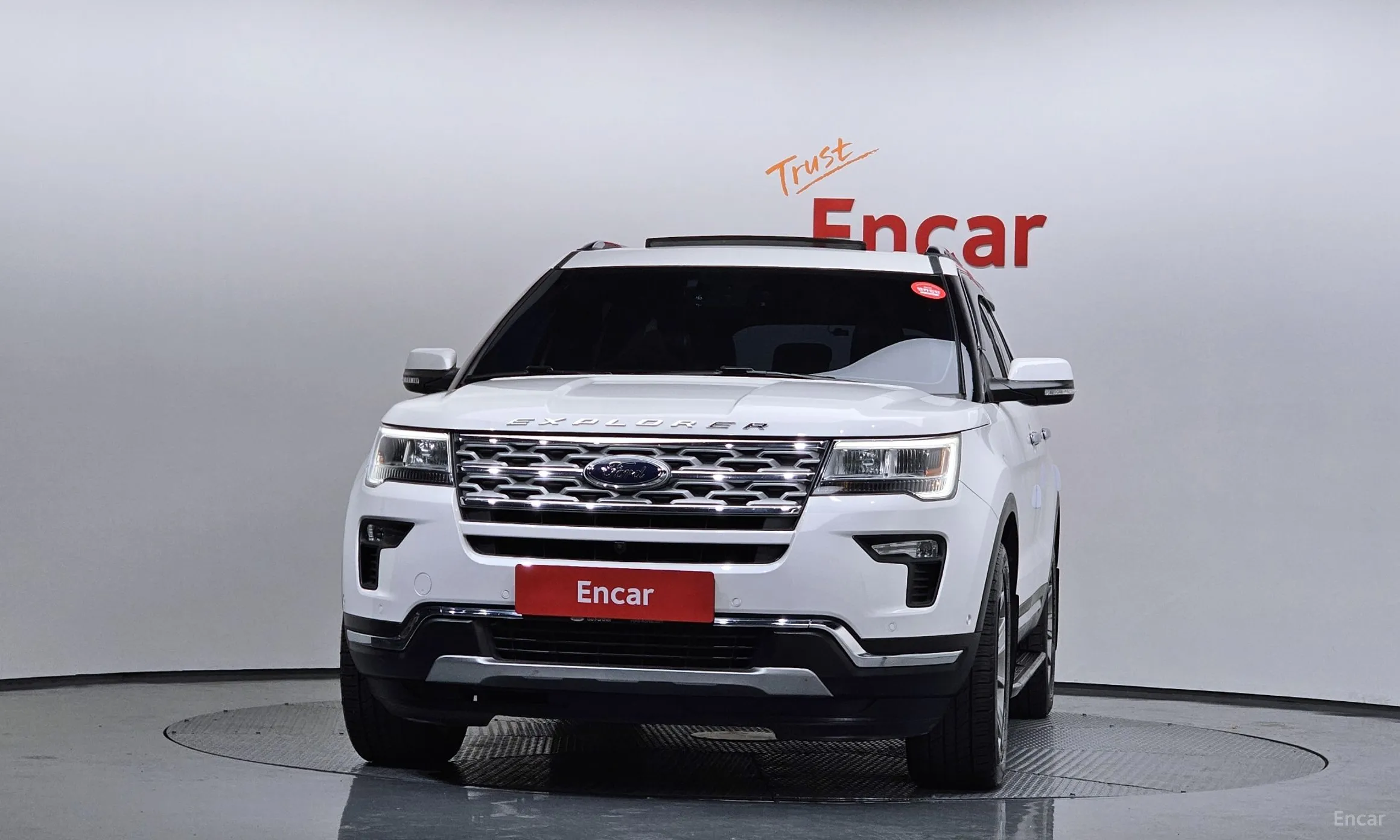 Ford Explorer превью 3