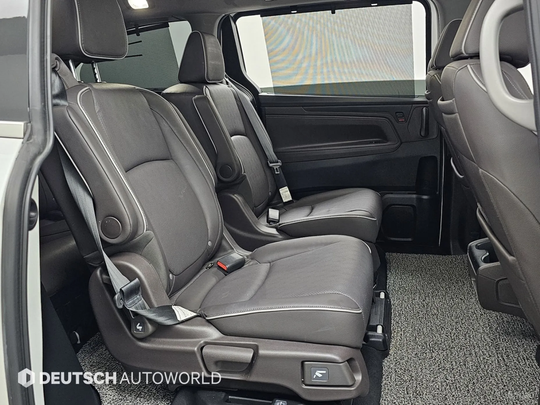 Honda Odyssey превью 12