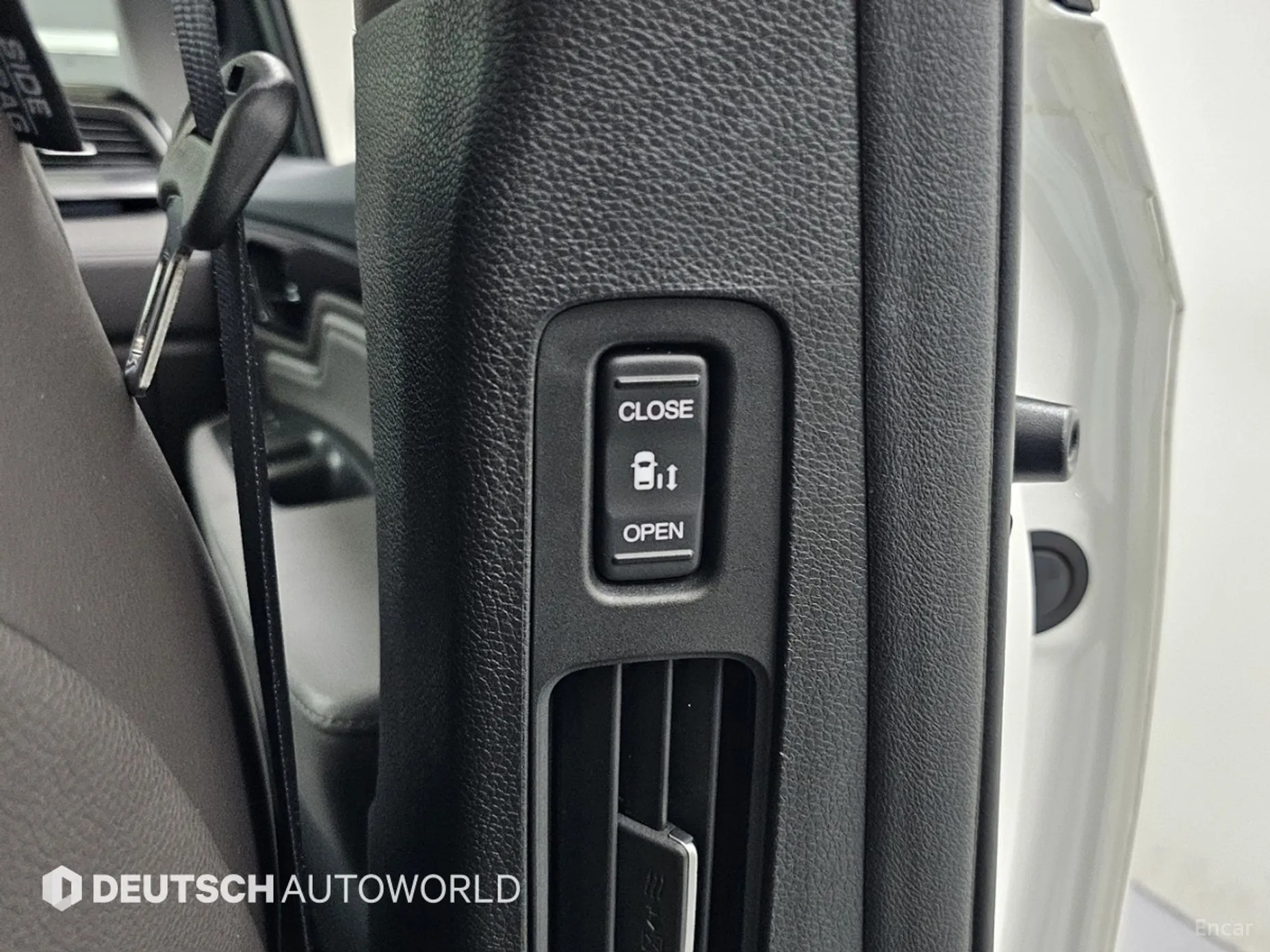 Honda Odyssey превью 16