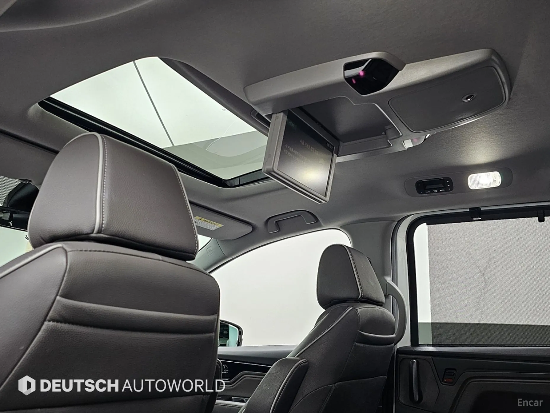Honda Odyssey превью 19