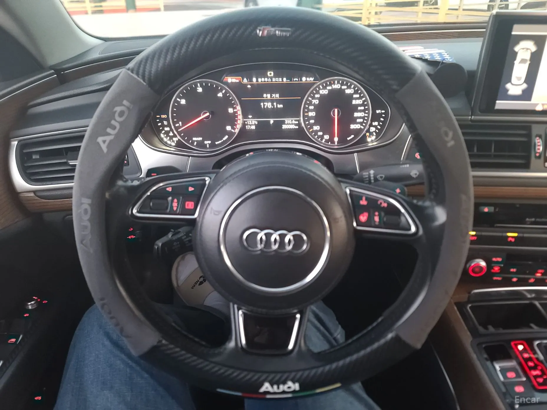 Audi A7 превью 8