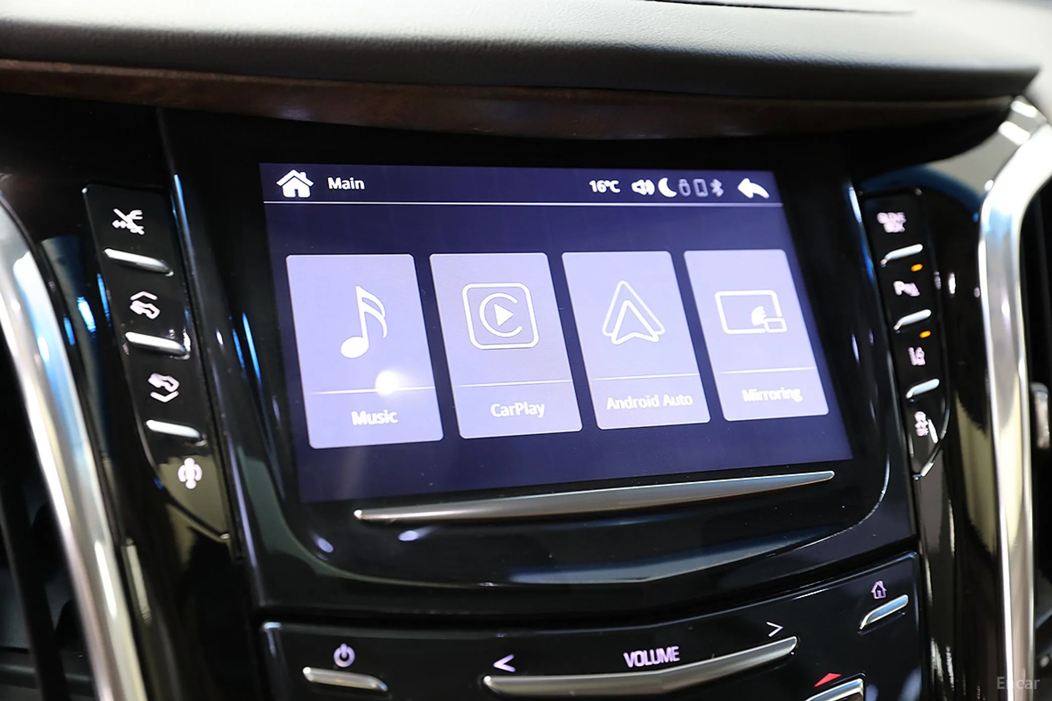 Cadillac Escalade превью 10