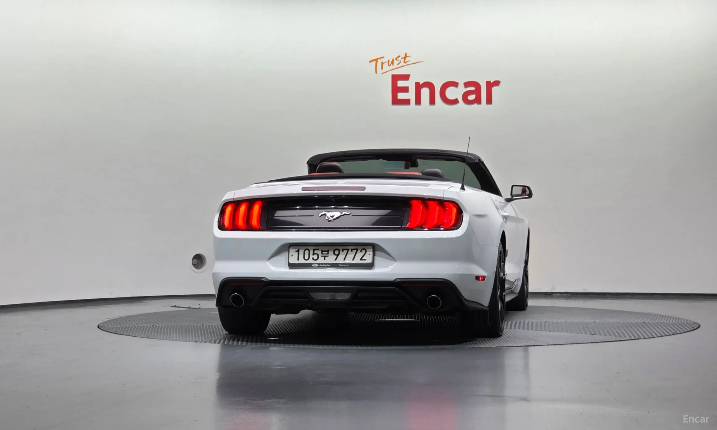 Ford Mustang превью 4