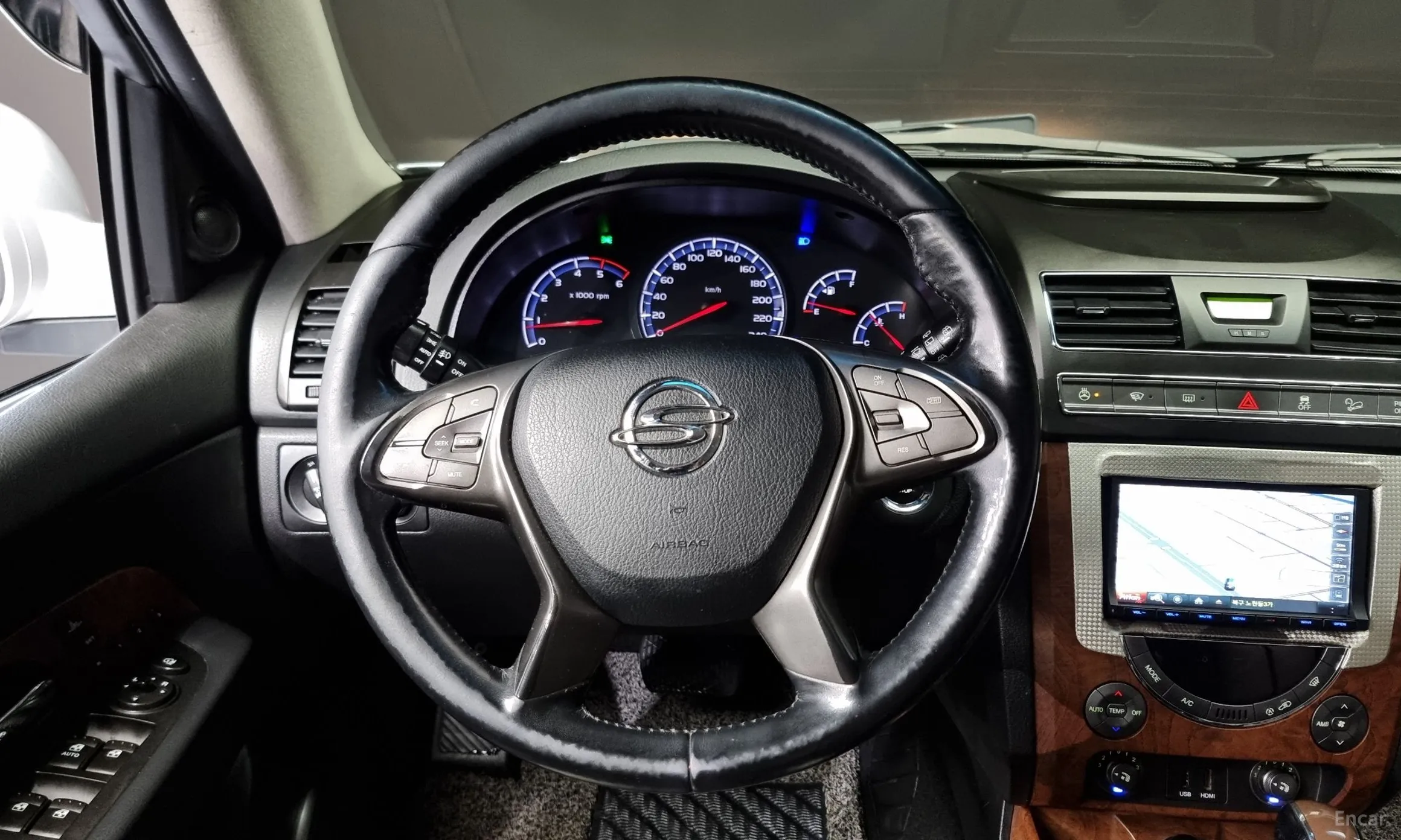 KG Mobility (SsangYong) Rexton W превью 13