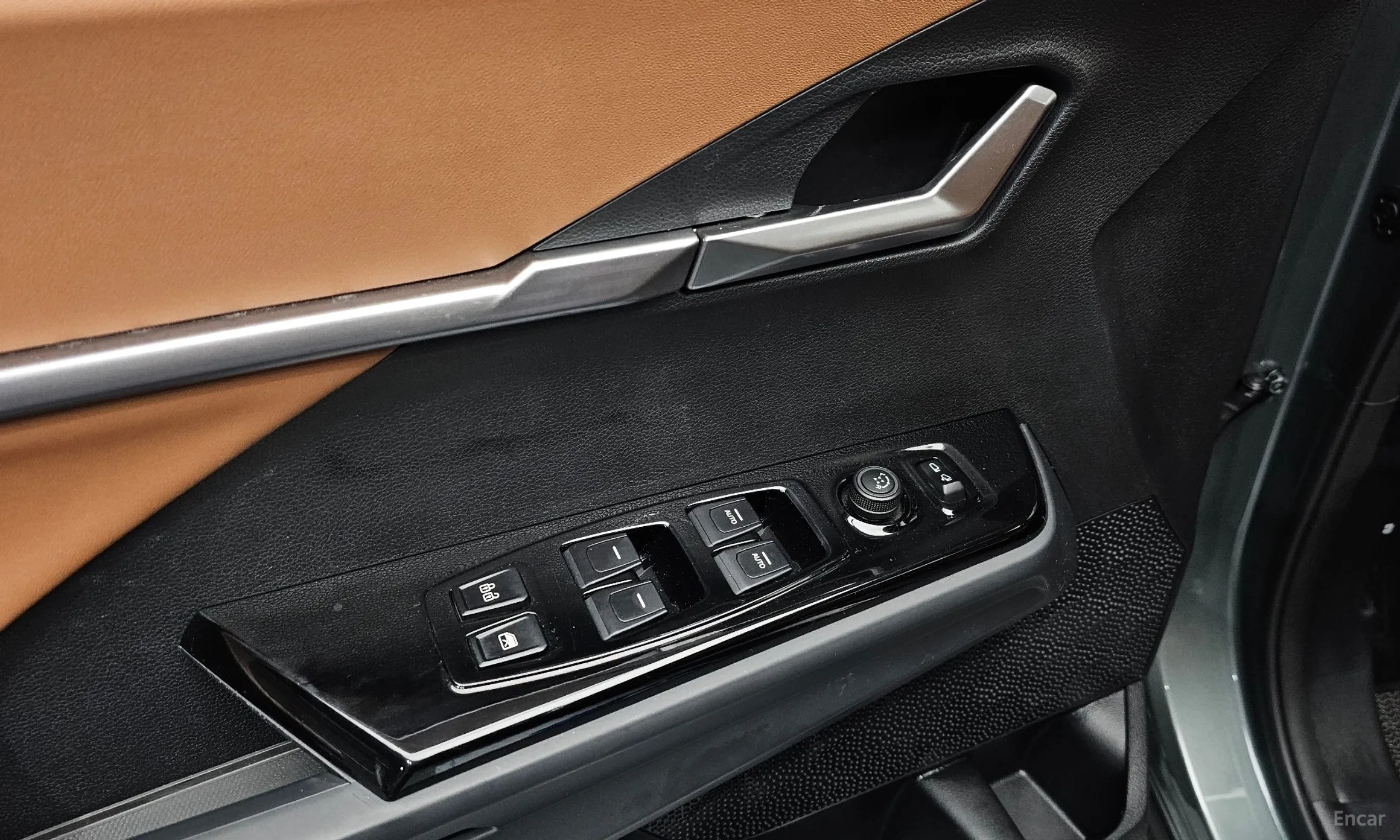KG Mobility (SsangYong) Torres превью 16