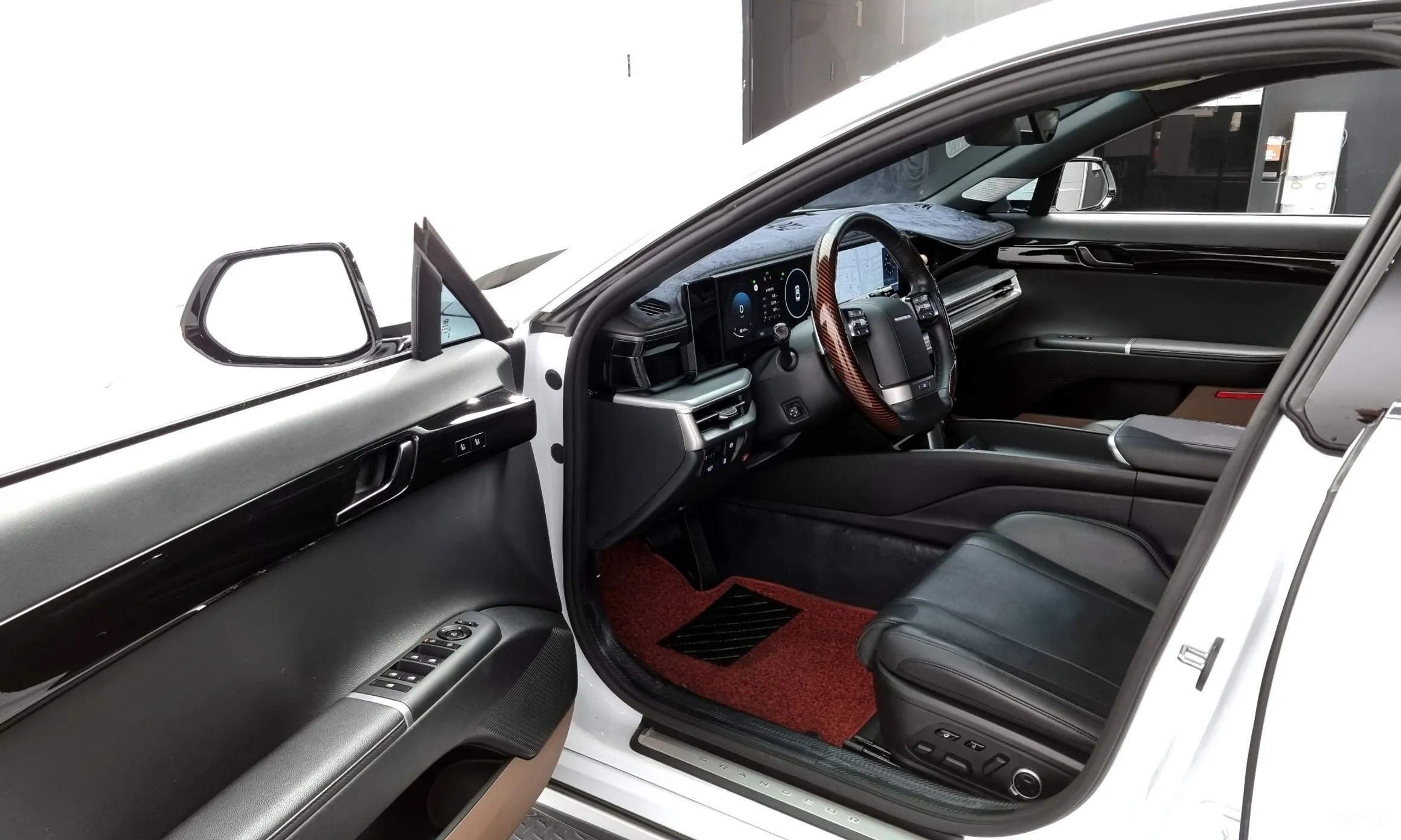 Hyundai Grandeur (GN7) превью 10