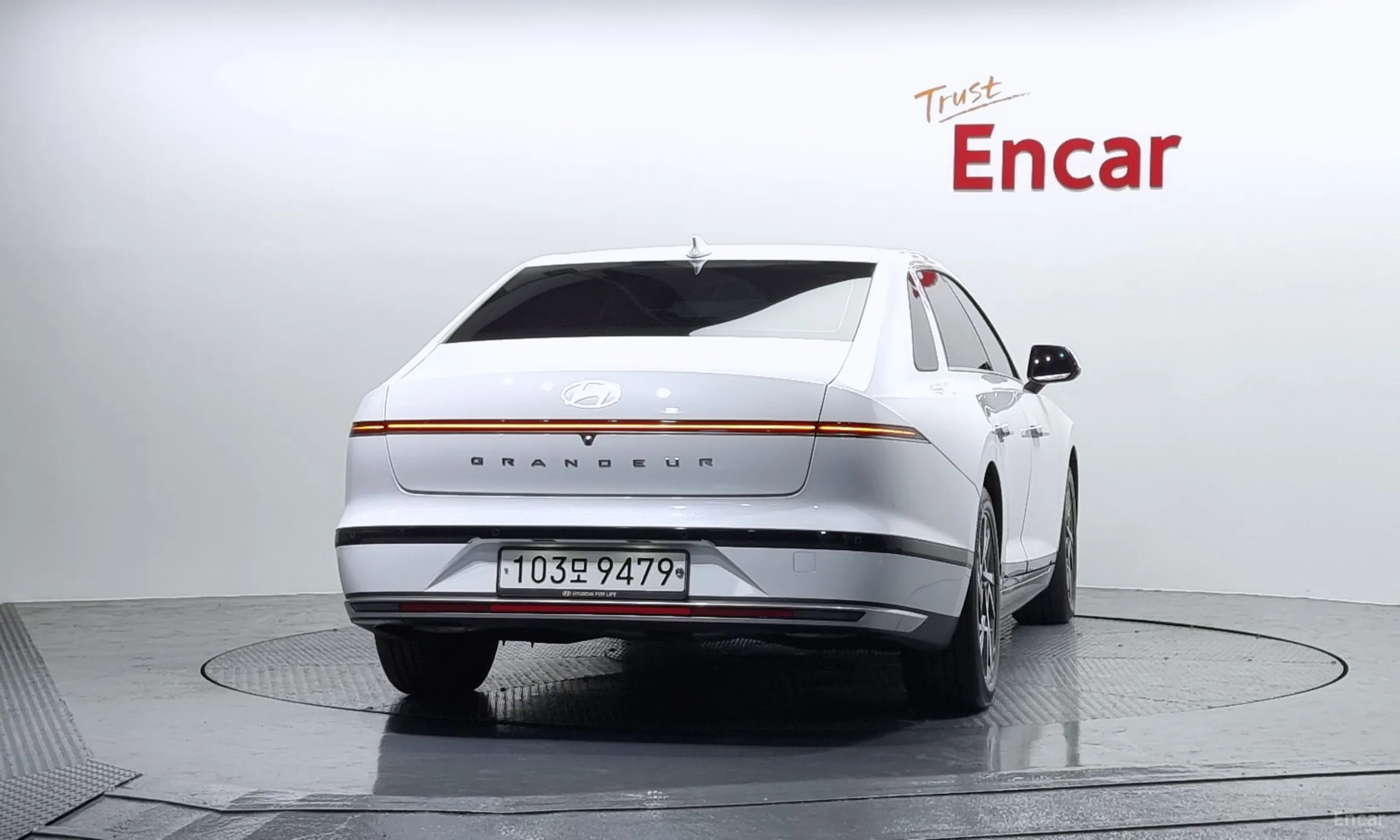 Hyundai Grandeur (GN7) превью 4