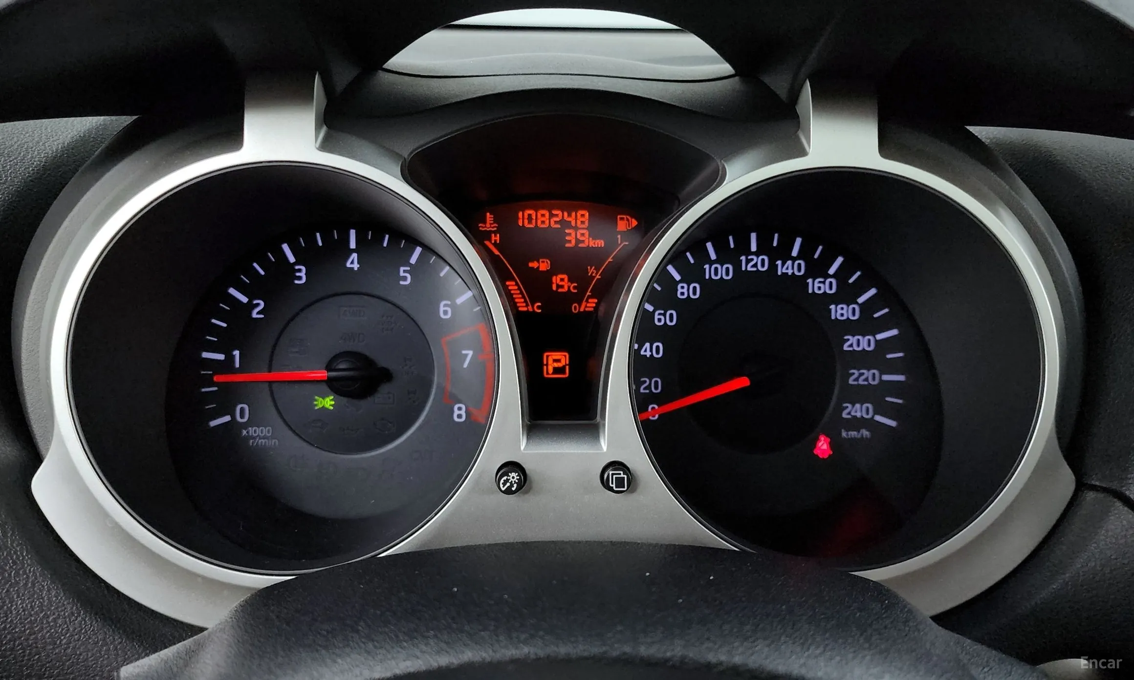 Nissan Juke превью 8