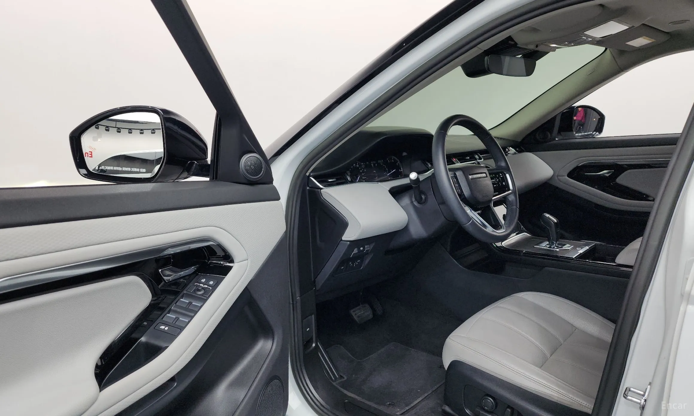 Land Rover Range Rover Evoque 2nd Generation превью 10