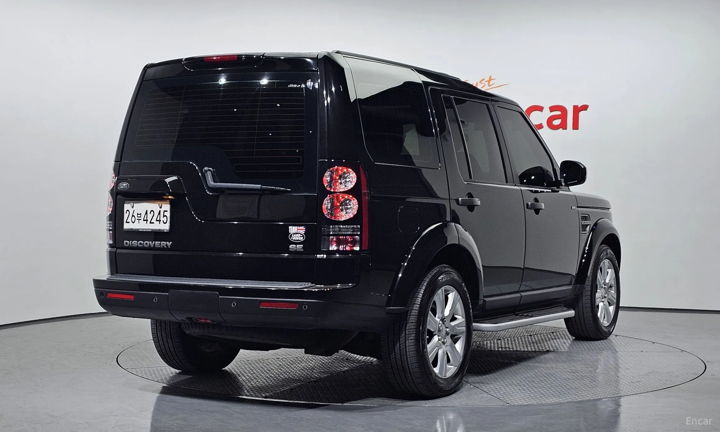 Land Rover Discovery 4 превью 2