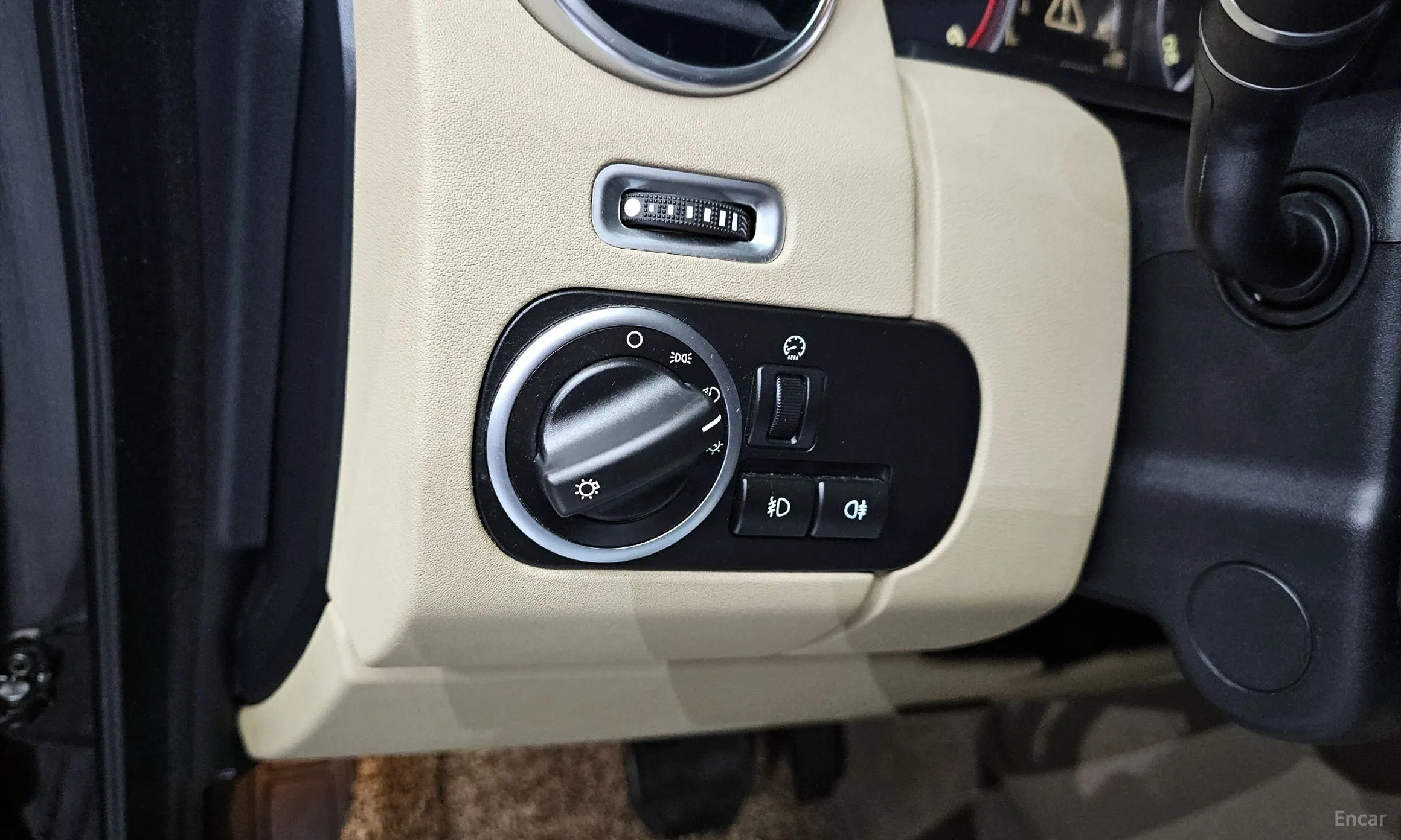 Land Rover Discovery 4 превью 17