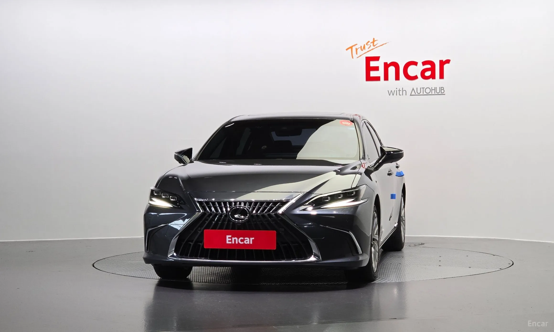 Lexus ES300h 7th Generation превью 3