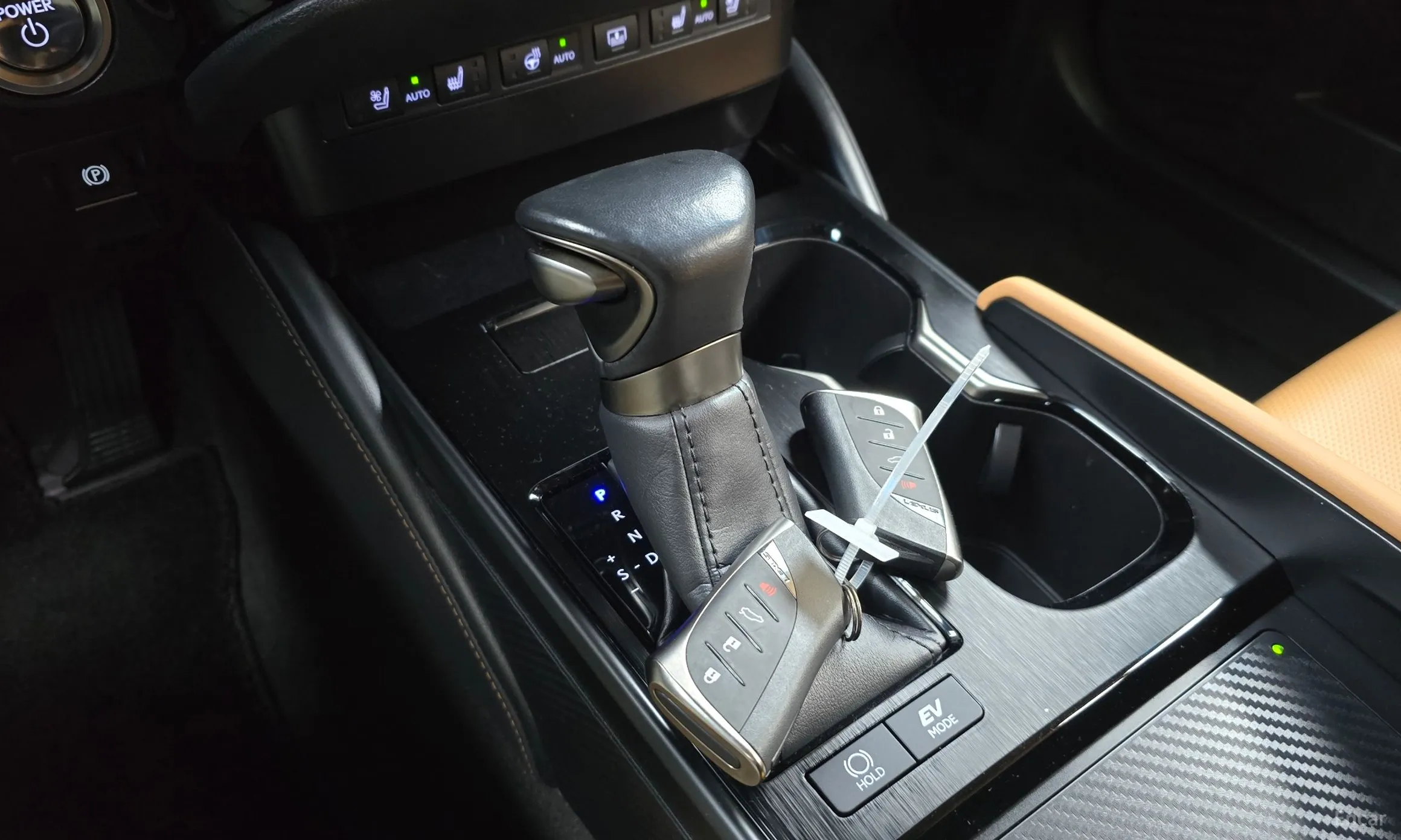 Lexus ES300h 7th Generation превью 9