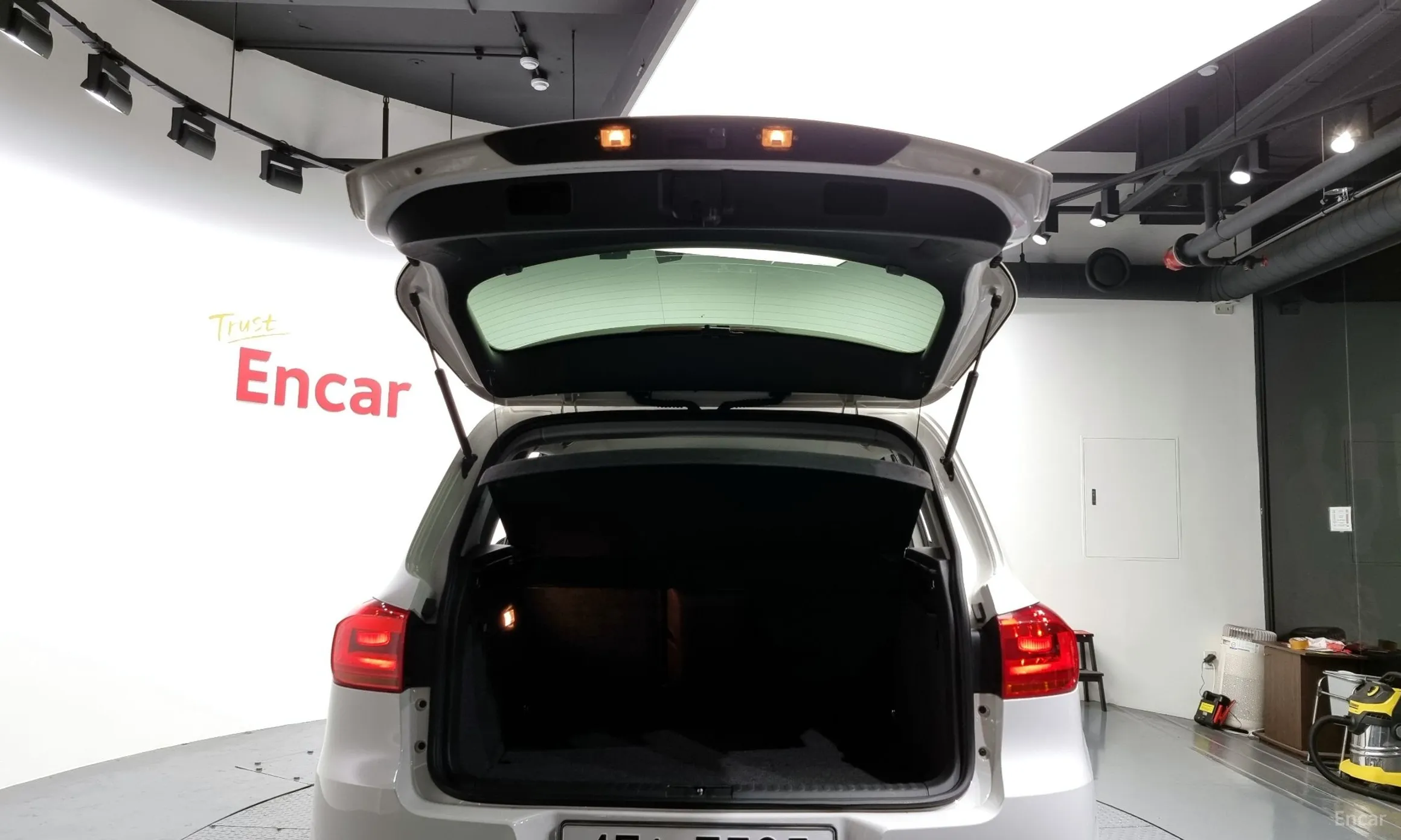 Volkswagen New Tiguan превью 20