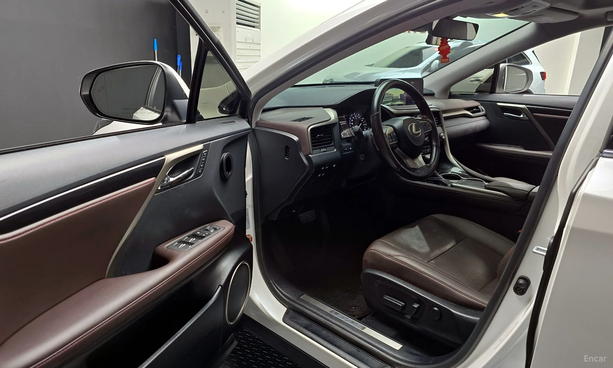 Lexus RX450h Gen 4 превью 10