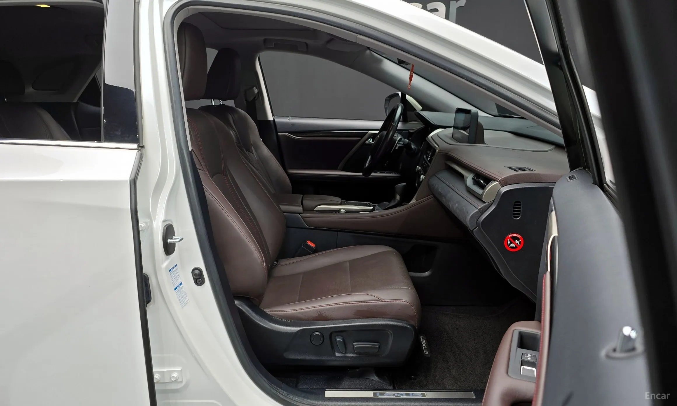 Lexus RX450h Gen 4 превью 11