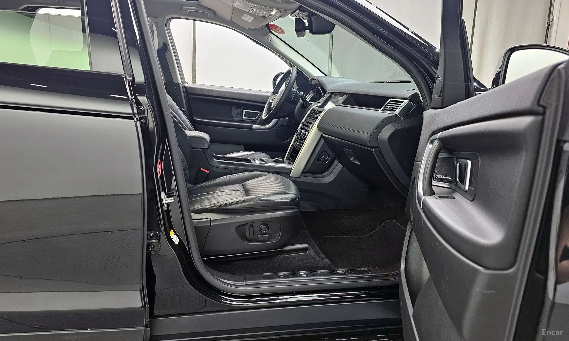 Land Rover Discovery Sports превью 10