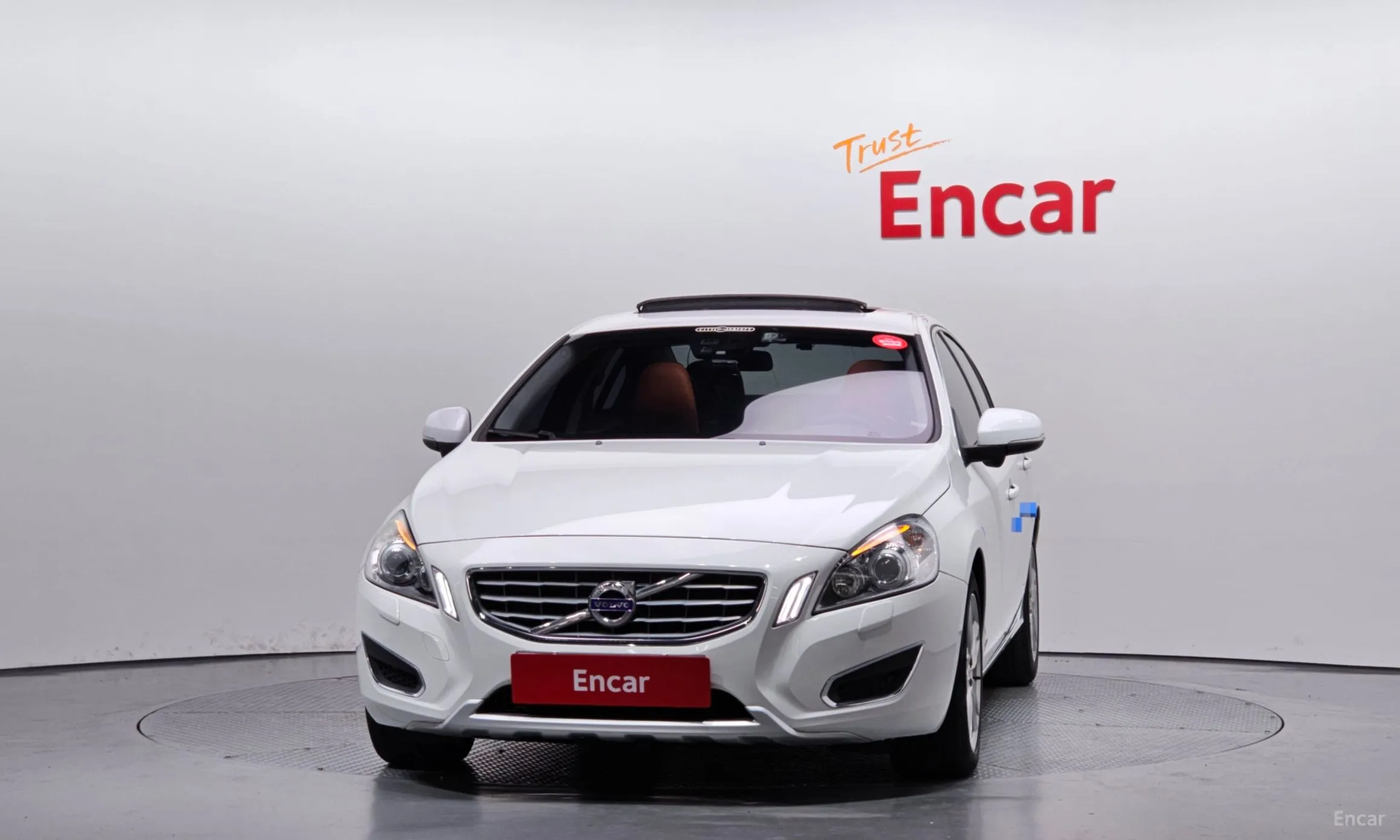 Volvo S60 превью 3