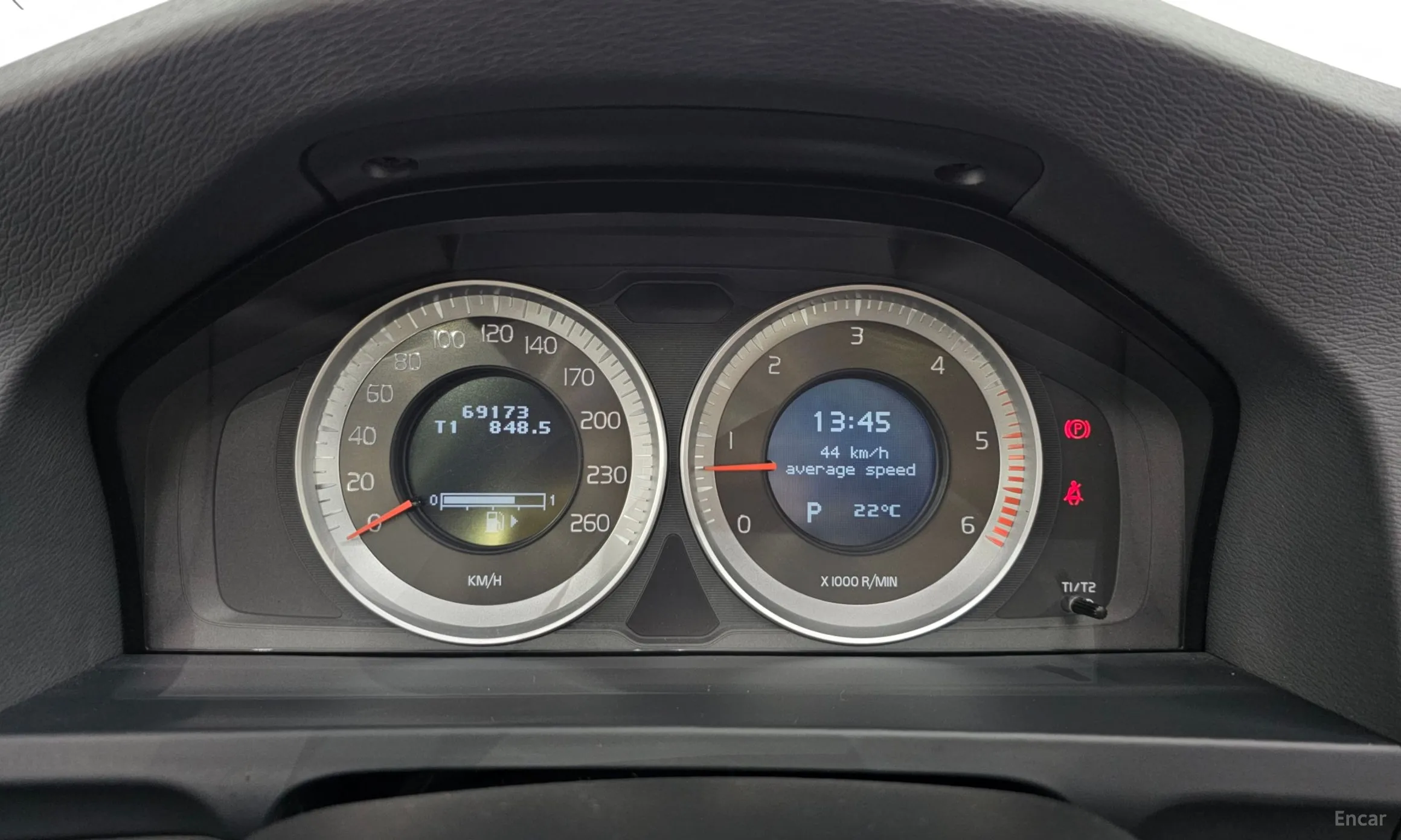 Volvo S60 превью 8