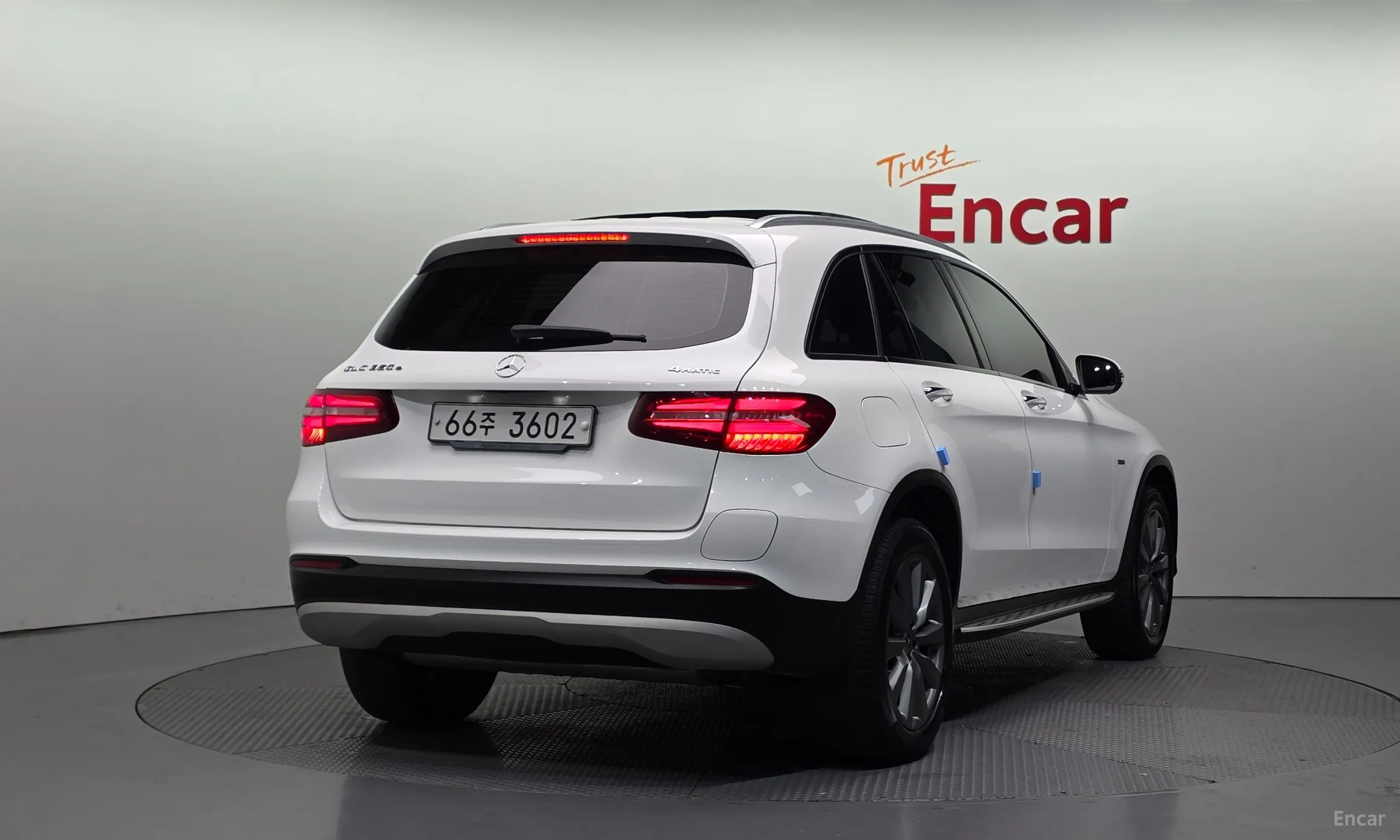 Mercedes Benz GLC-Class X253
