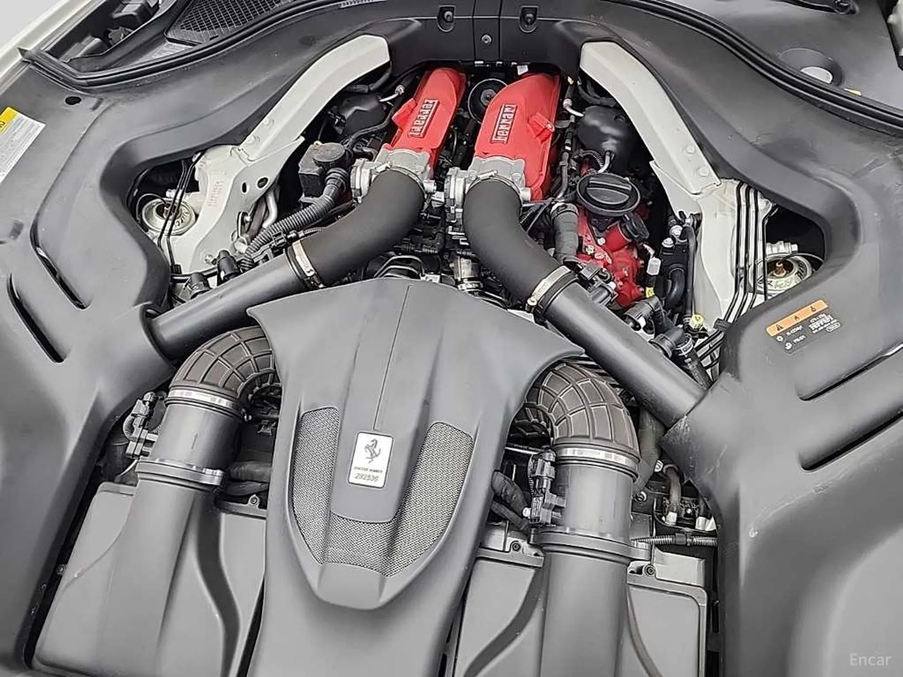 Ferrari Portofino превью 6