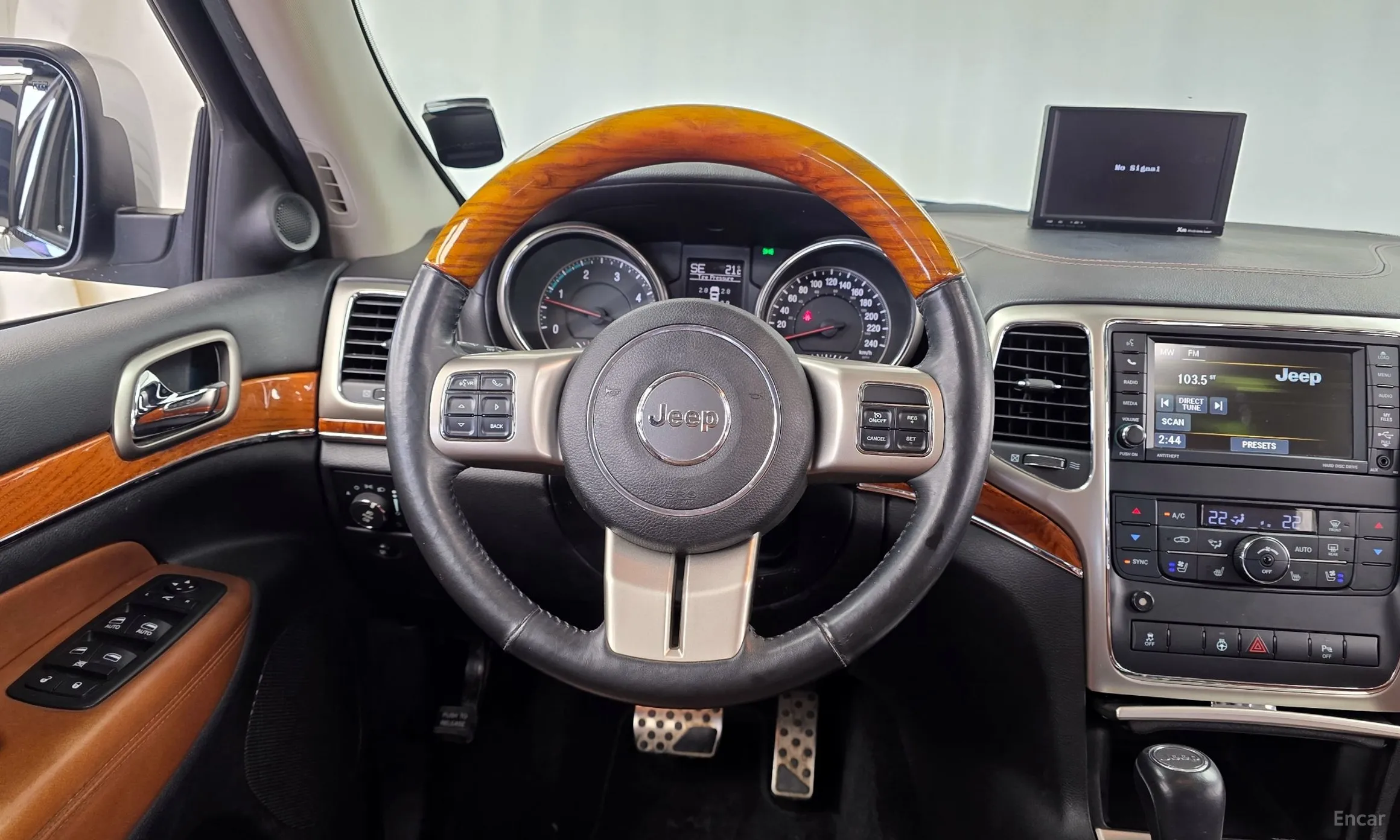 Jeep Grand Cherokee превью 13