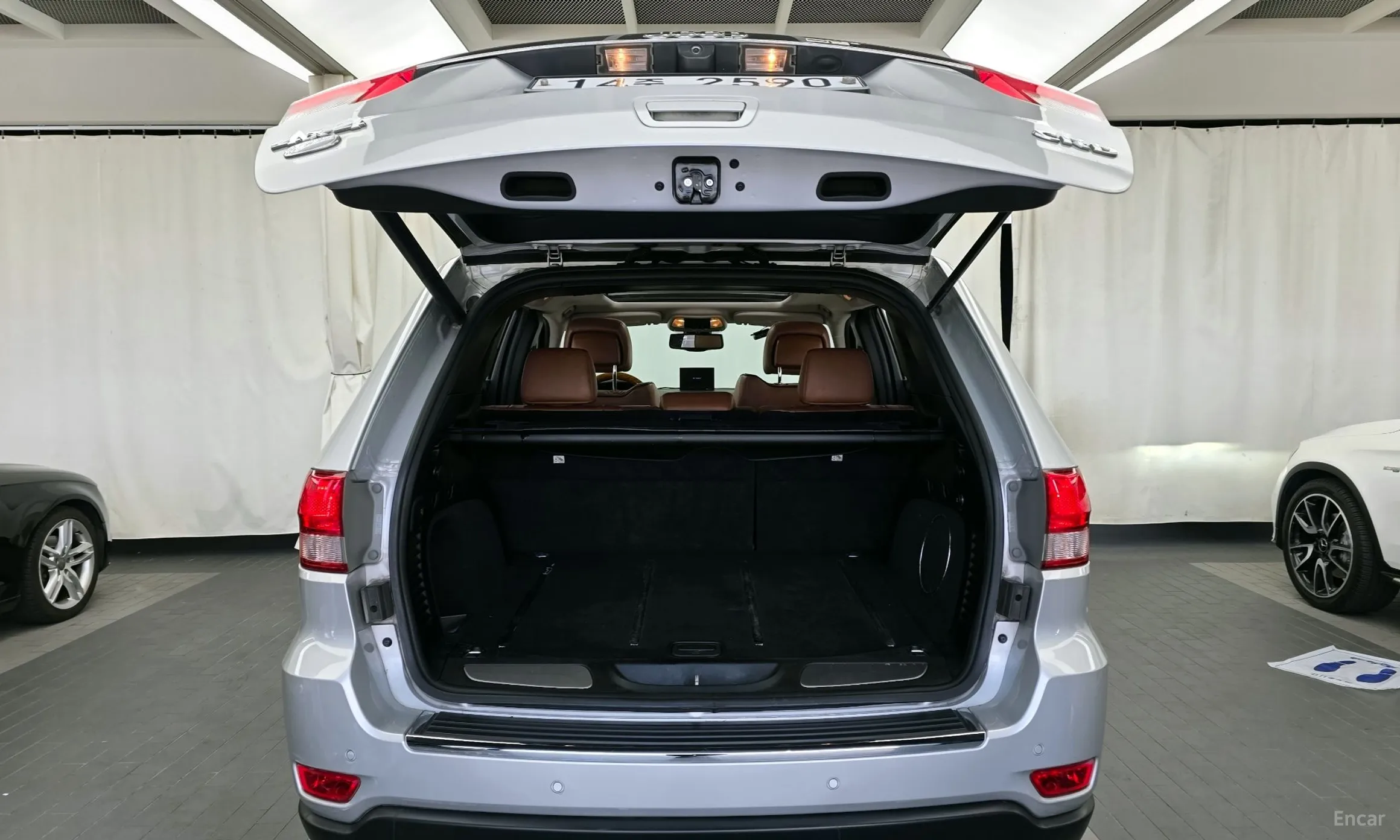 Jeep Grand Cherokee превью 20