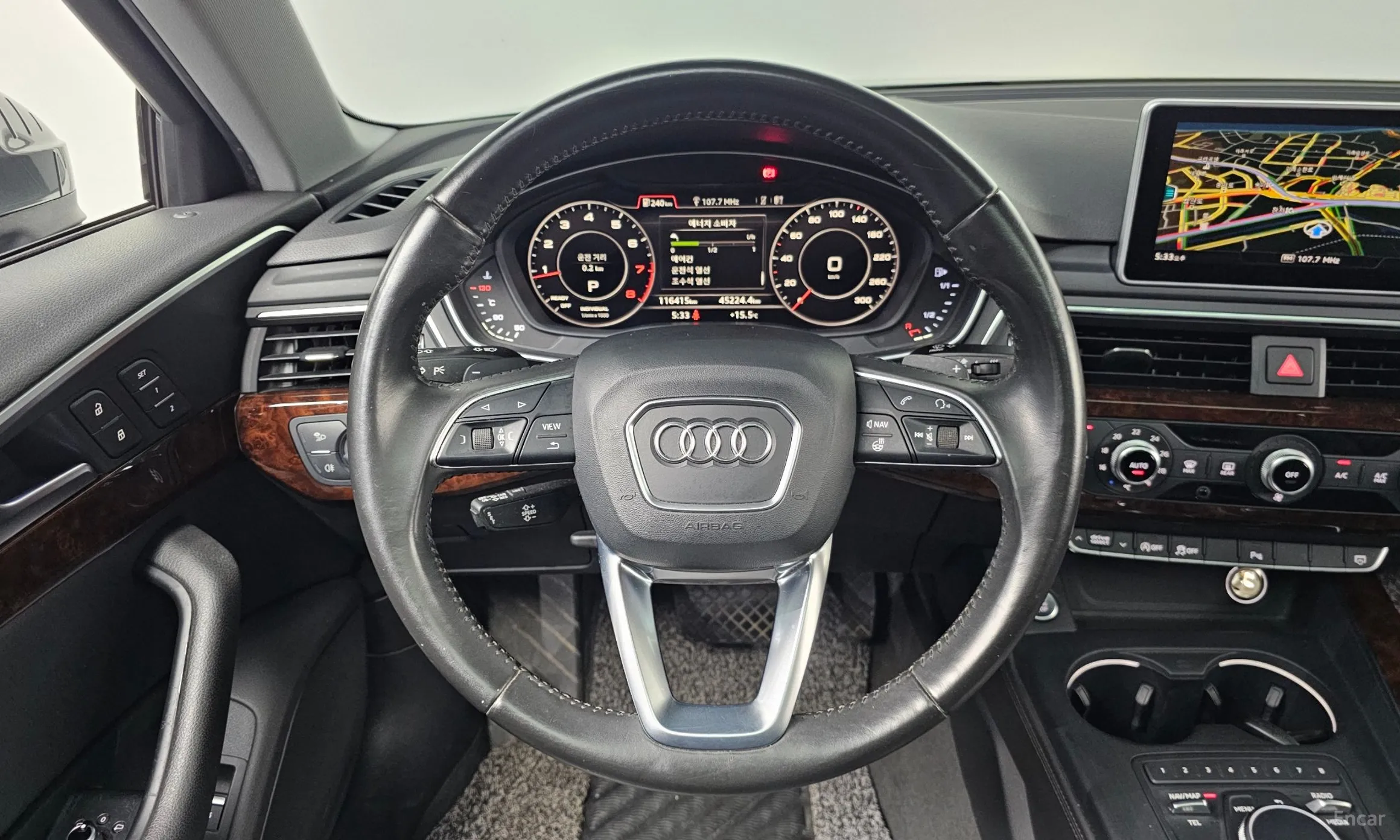 Audi A4 (B9) превью 13