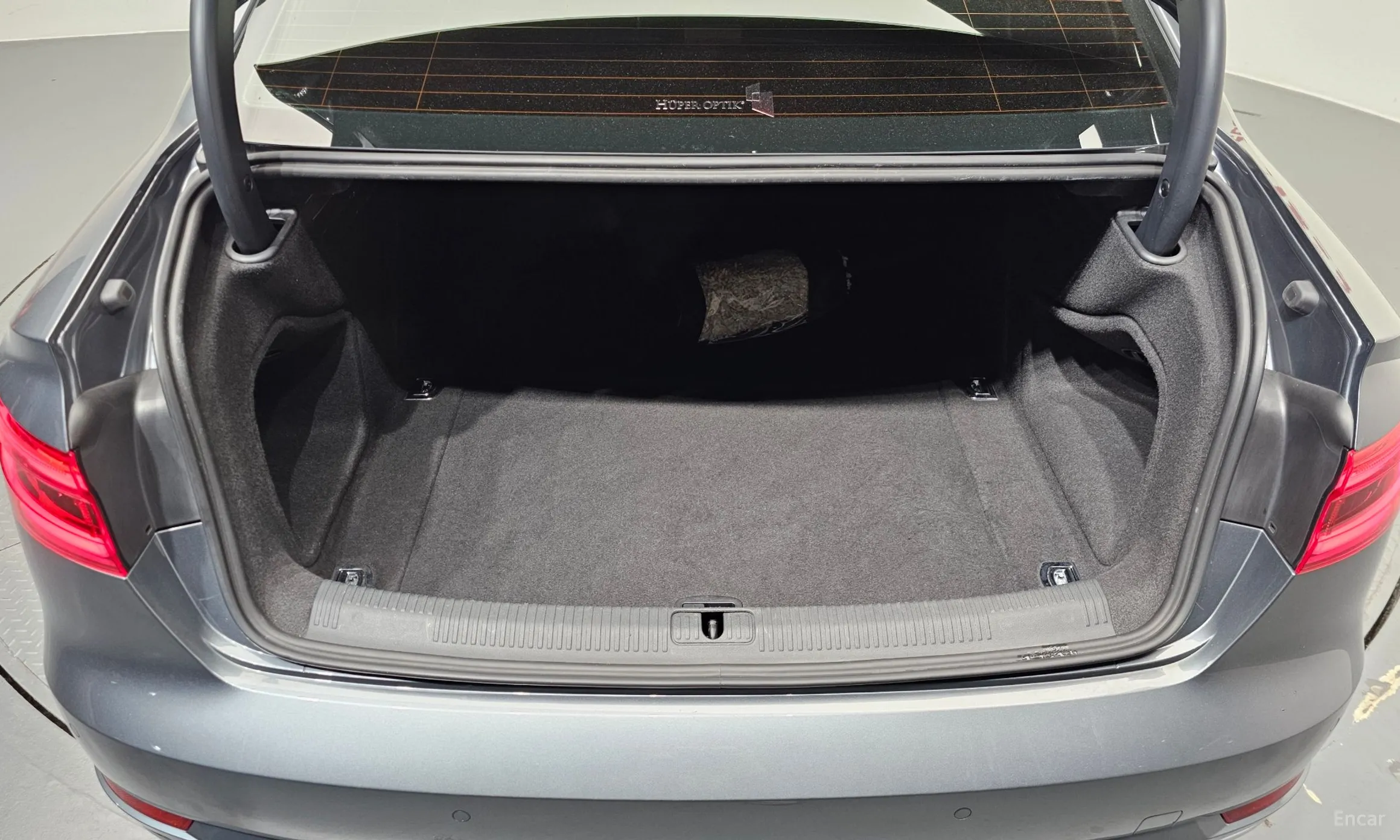 Audi A4 (B9) превью 20