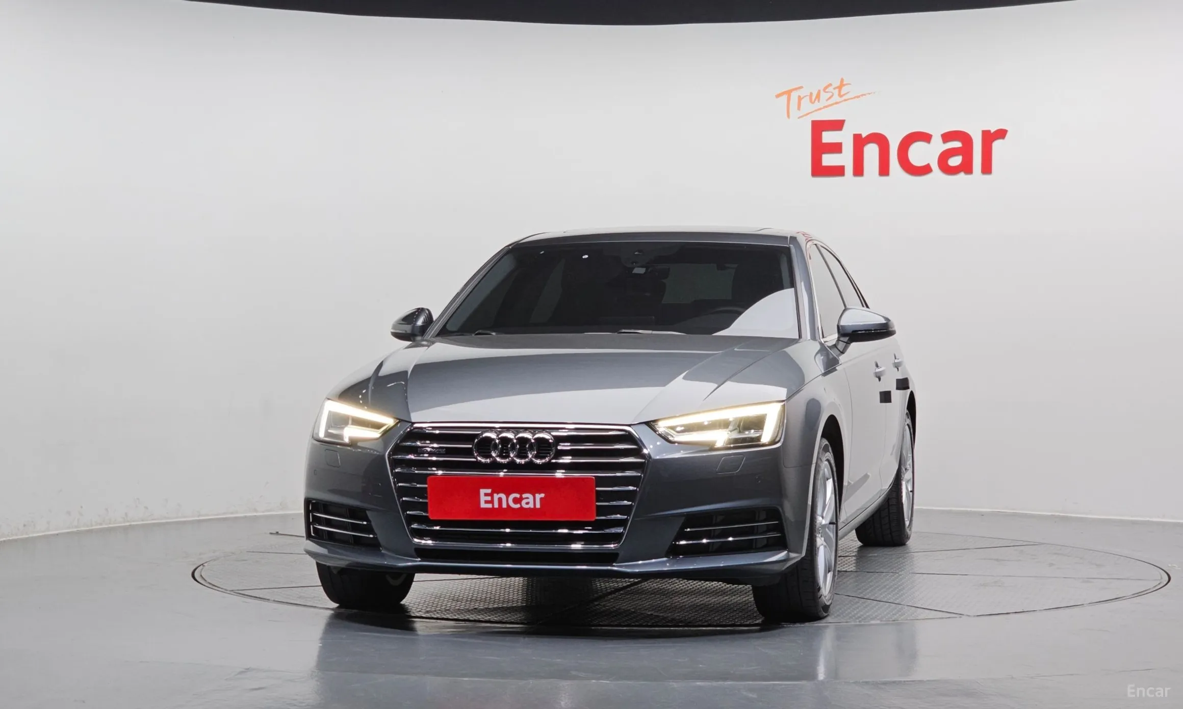 Audi A4 (B9) превью 3