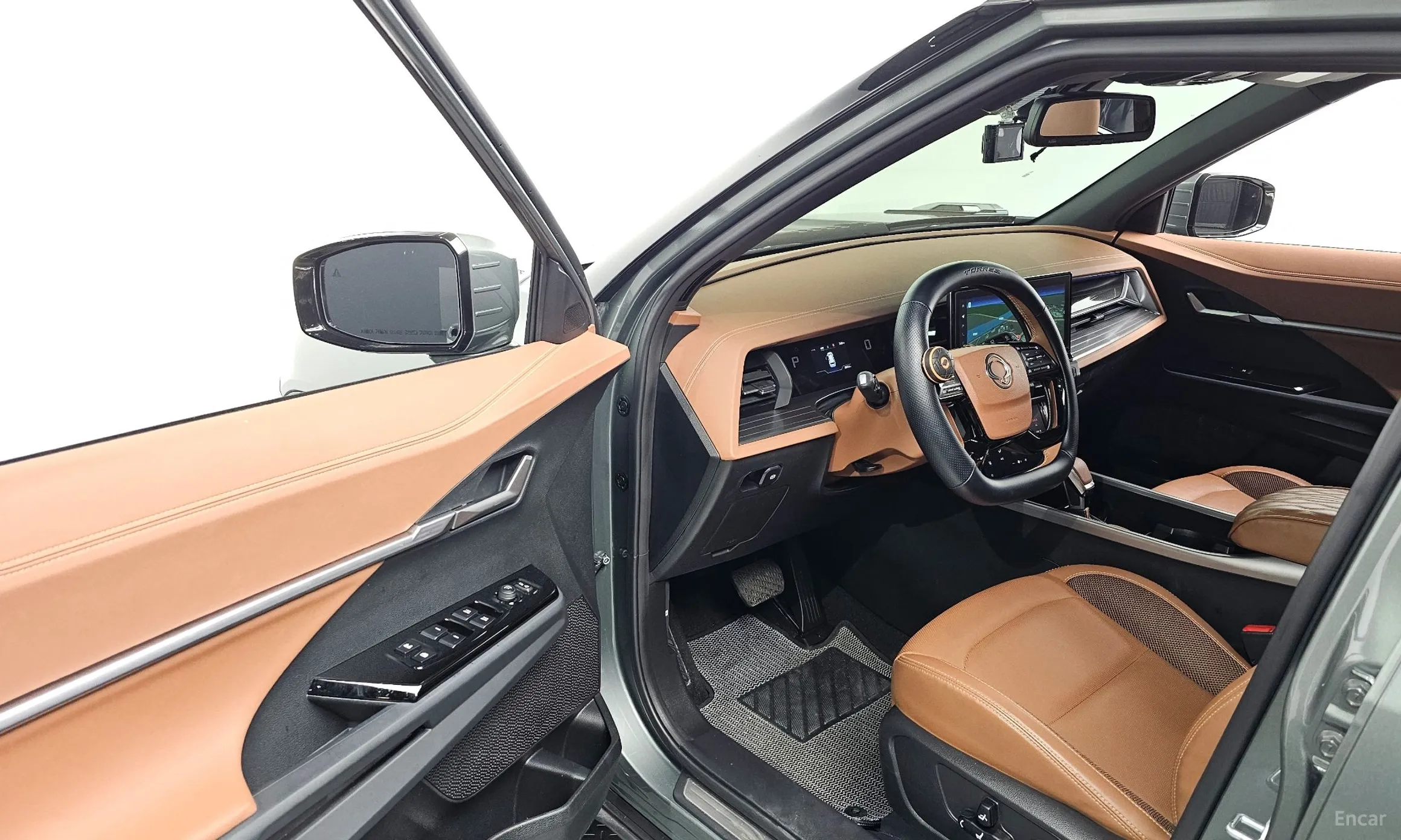 KG Mobility (SsangYong) Torres превью 10