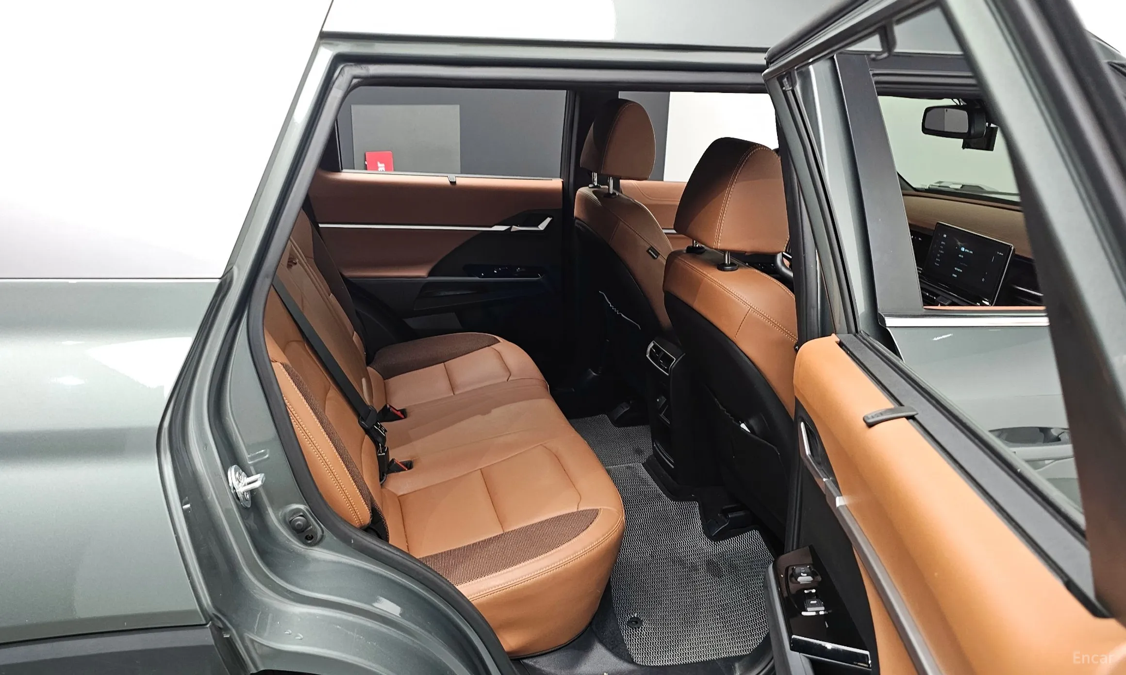 KG Mobility (SsangYong) Torres превью 12
