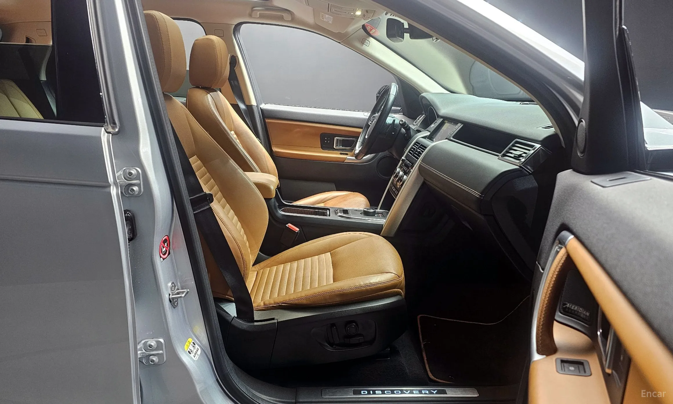 Land Rover Discovery Sports превью 11