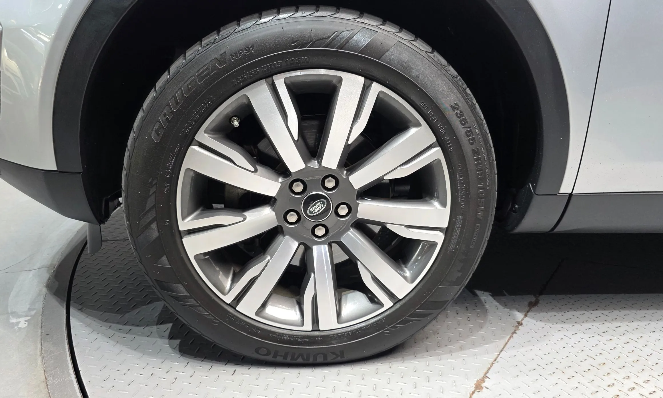 Land Rover Discovery Sports превью 5