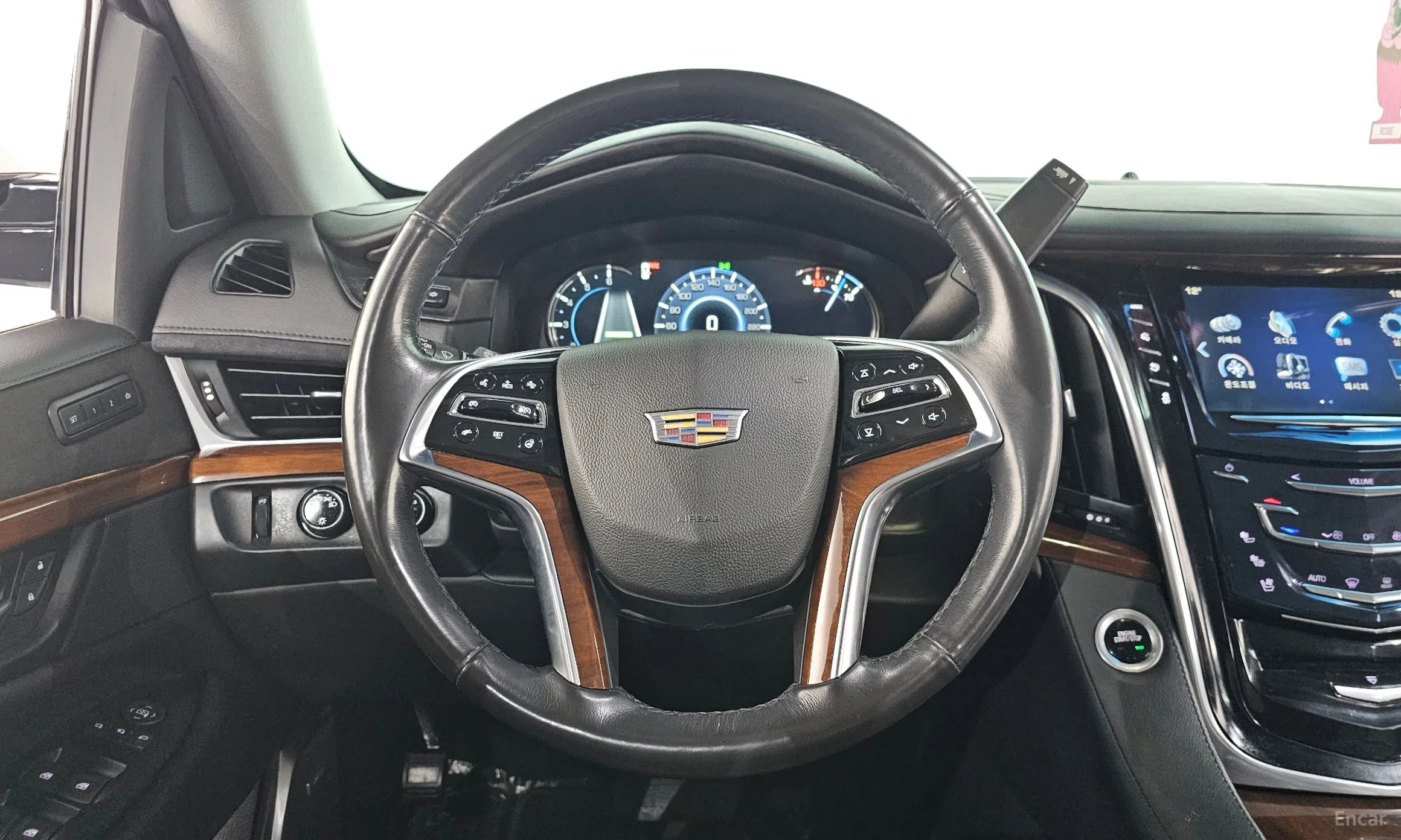Cadillac Escalade превью 13