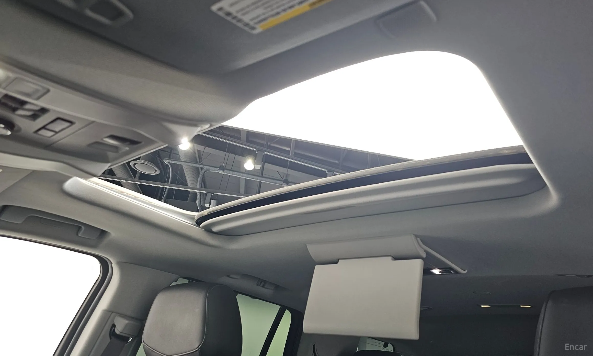 Cadillac Escalade превью 19