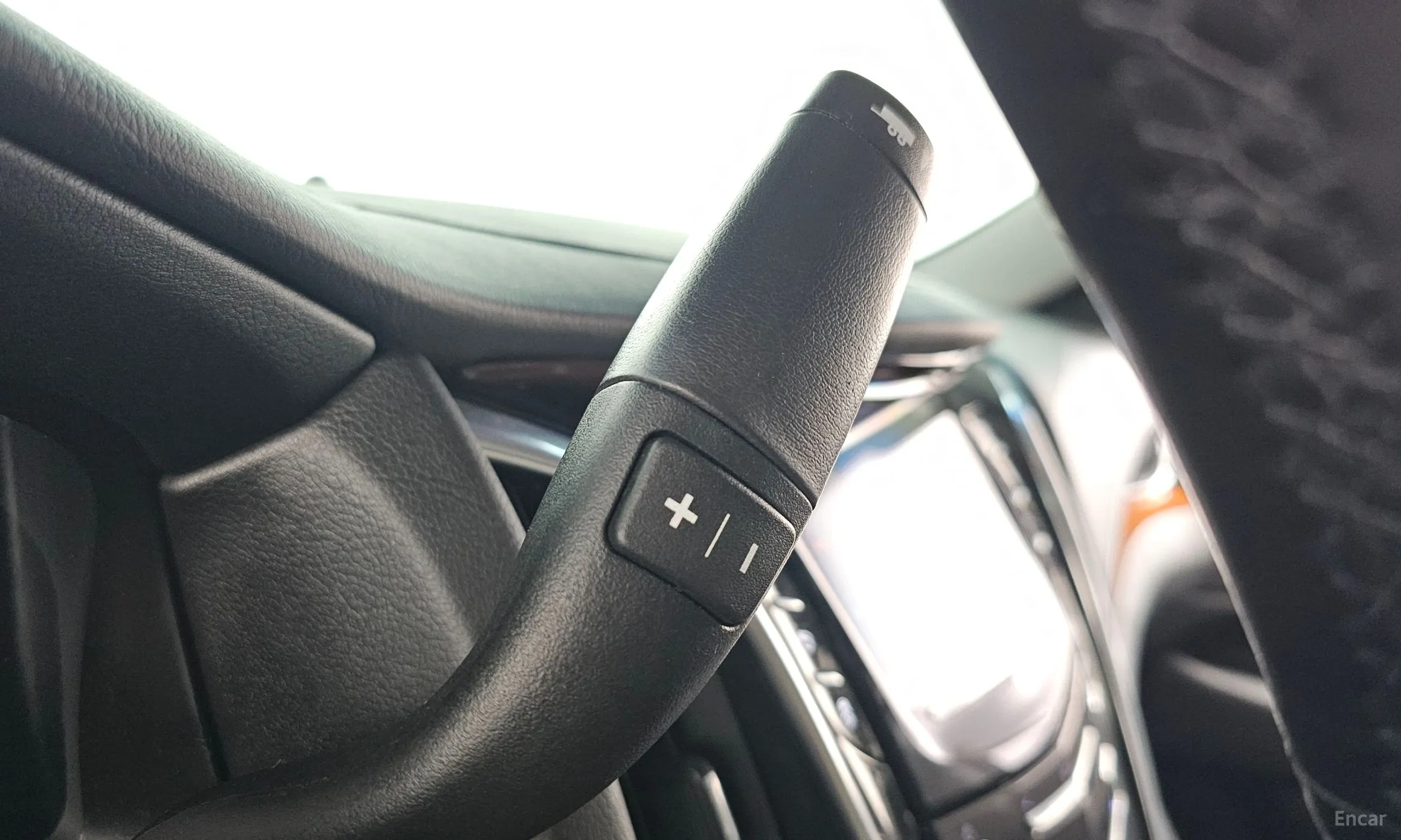 Cadillac Escalade превью 9