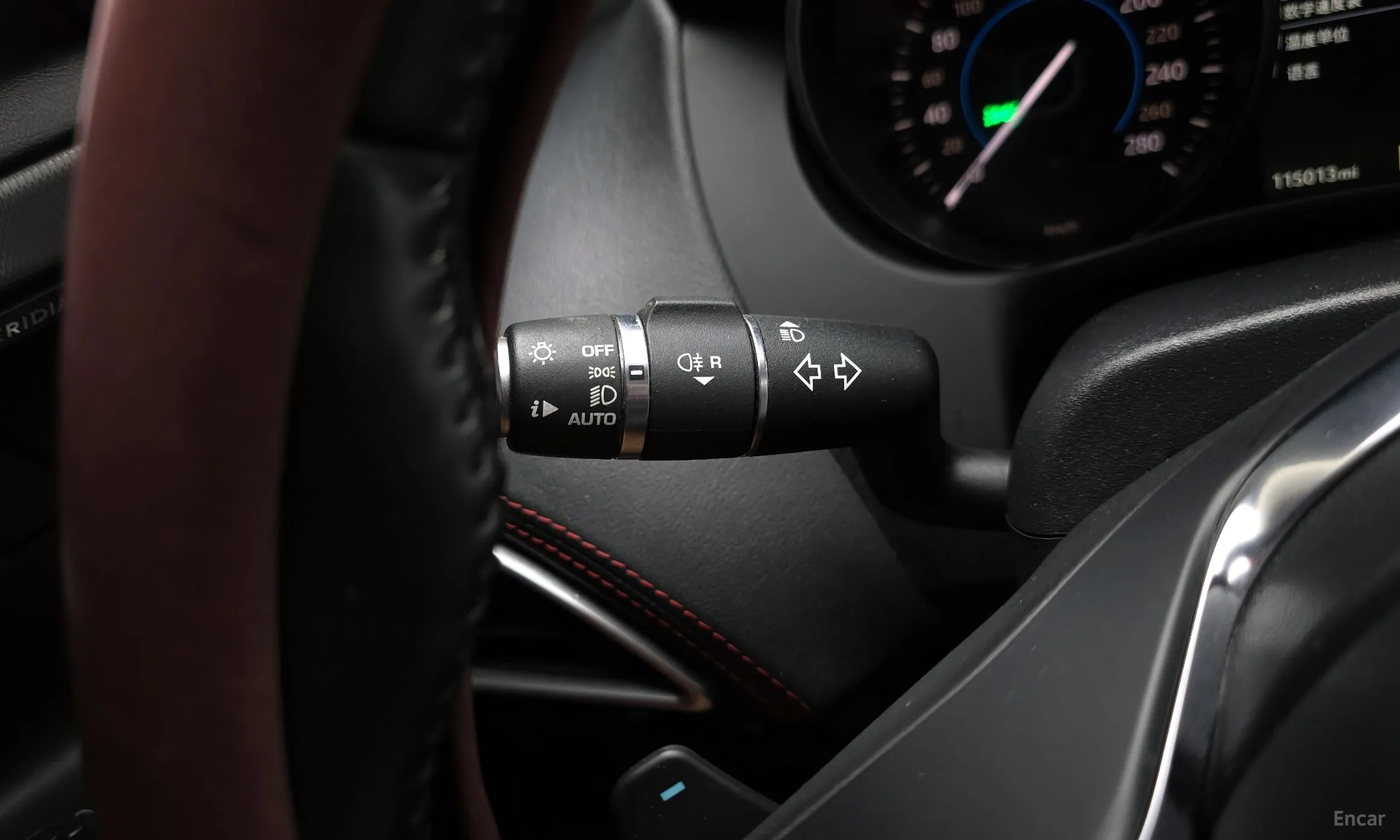 Jaguar XE превью 16