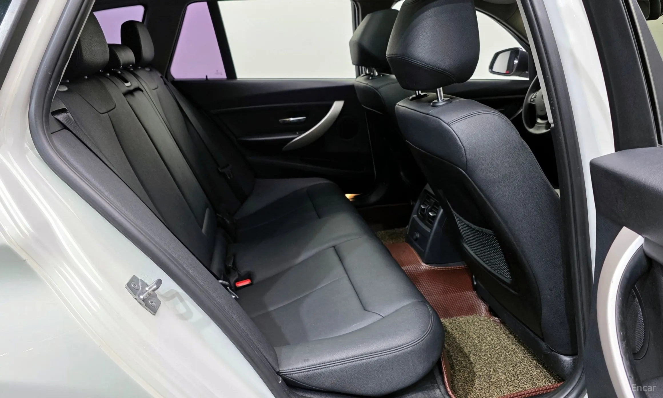 BMW 3 Series (F30) превью 12