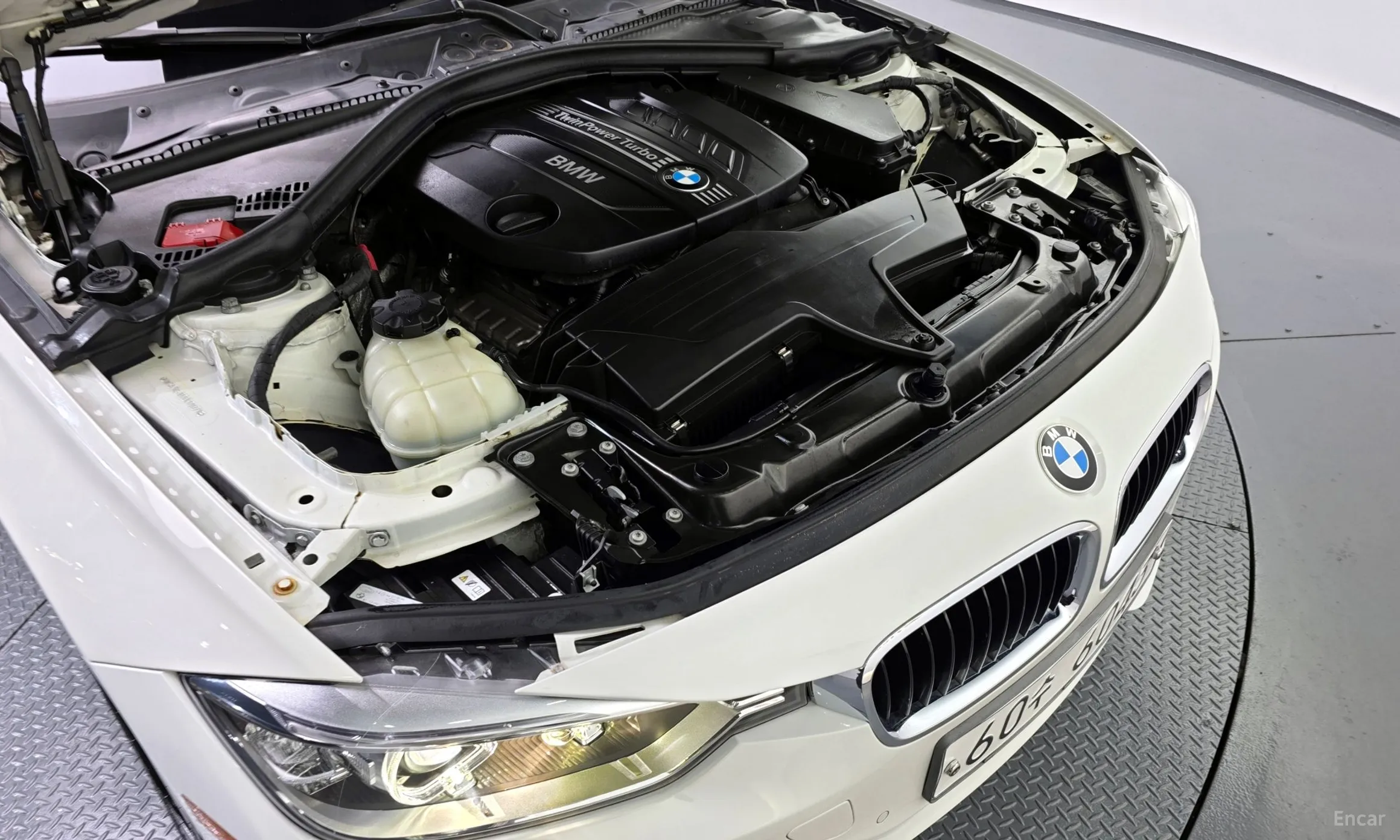 BMW 3 Series (F30) превью 6