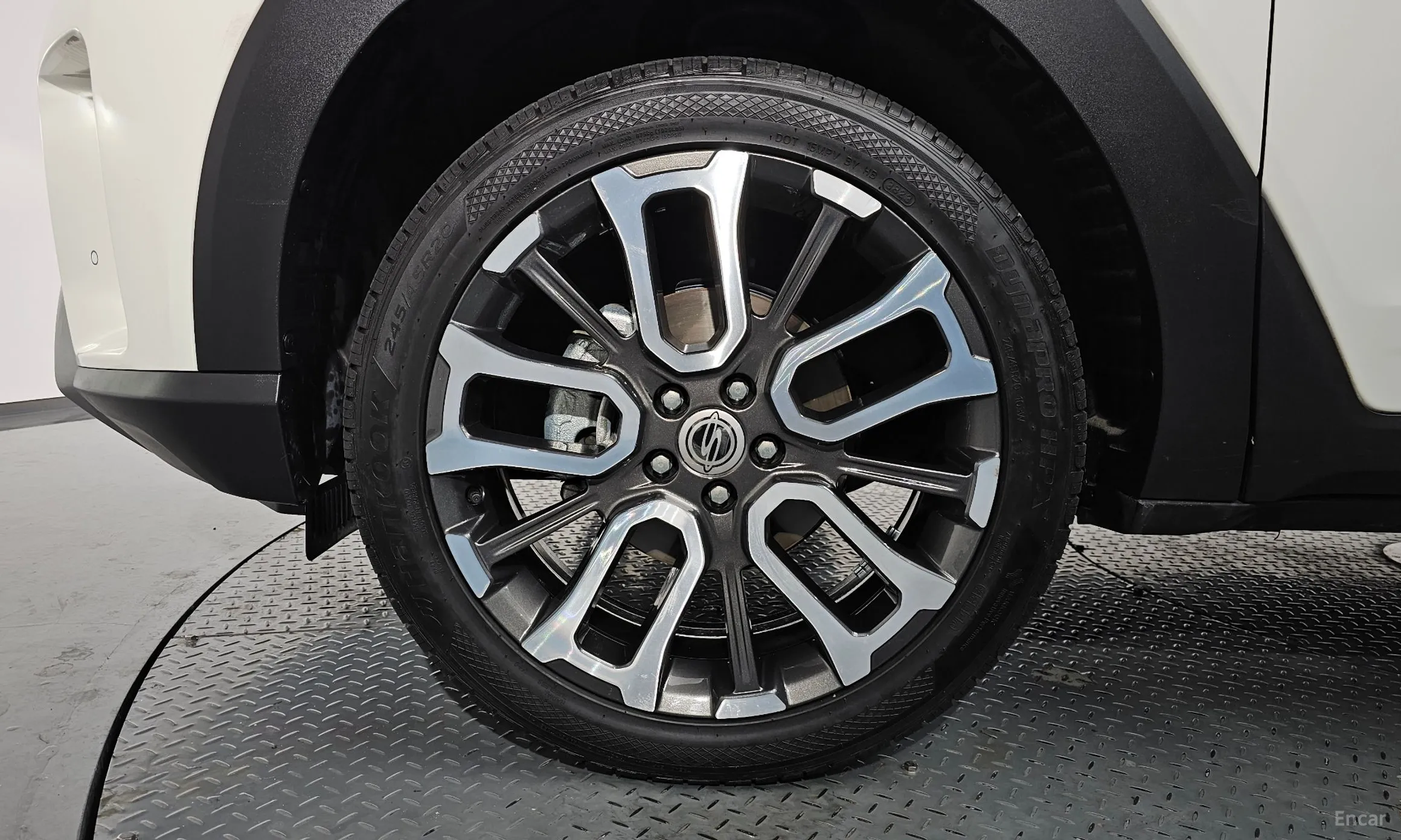 KG Mobility (SsangYong) Torres превью 5